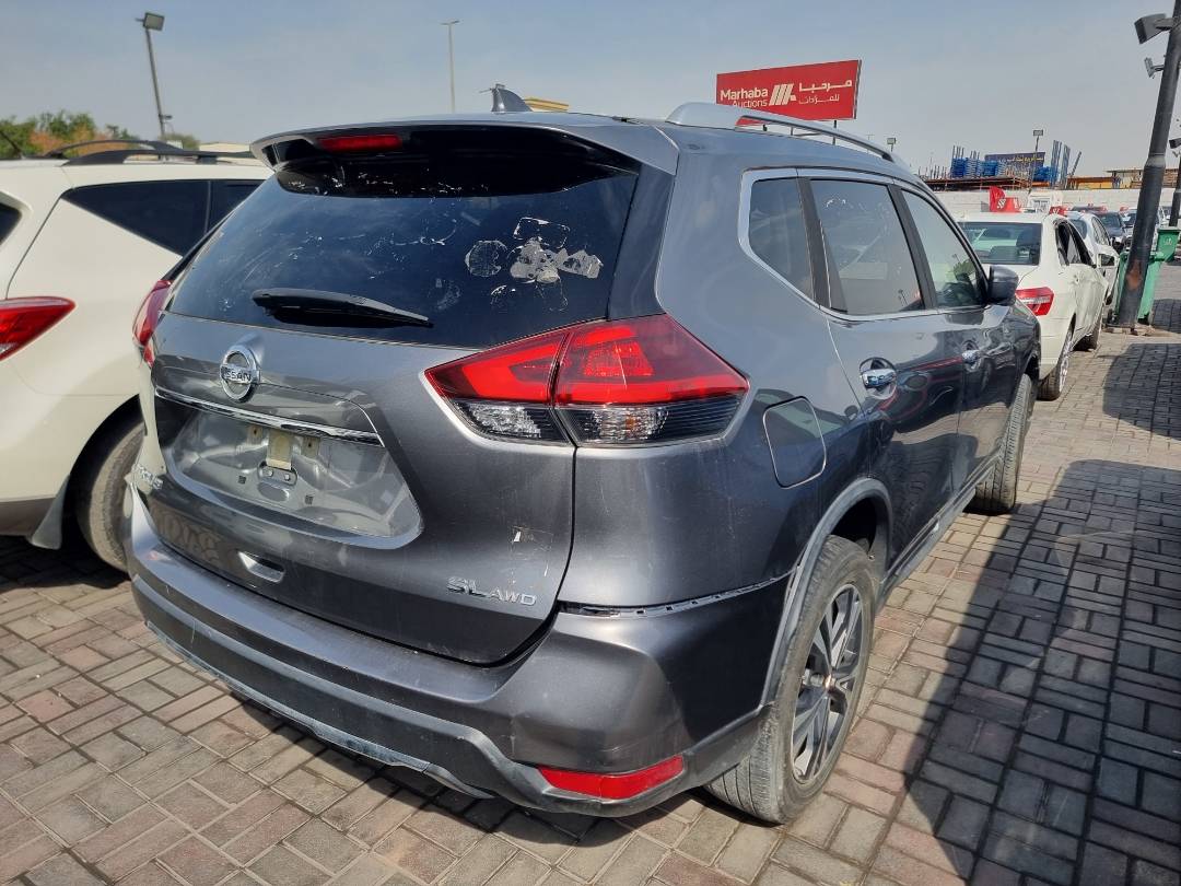 2018 NISSAN ROGUE — 174903 Miles — Lot 320200 — Ind. 12 - Marhaba Auctions Used Cars - Image 5