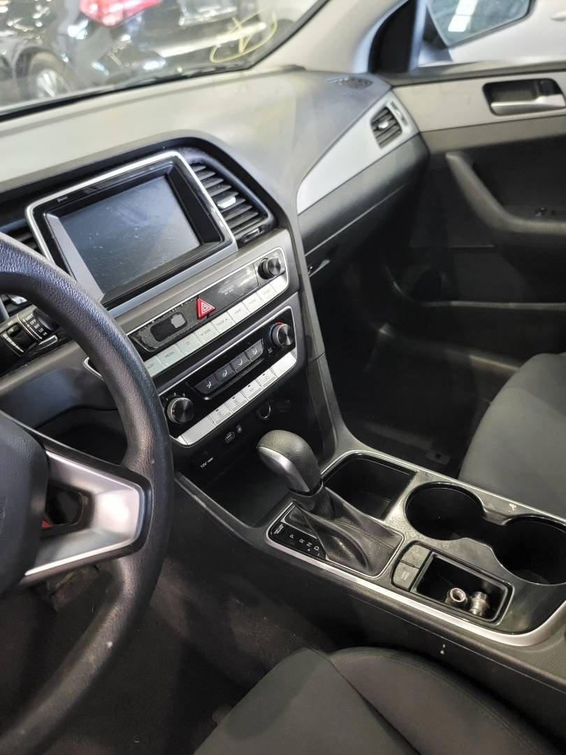 2018 HYUNDAI SONATA — 42916 Miles — Lot 2JH706031 — Main - Marhaba Auctions Used Cars - Image 9