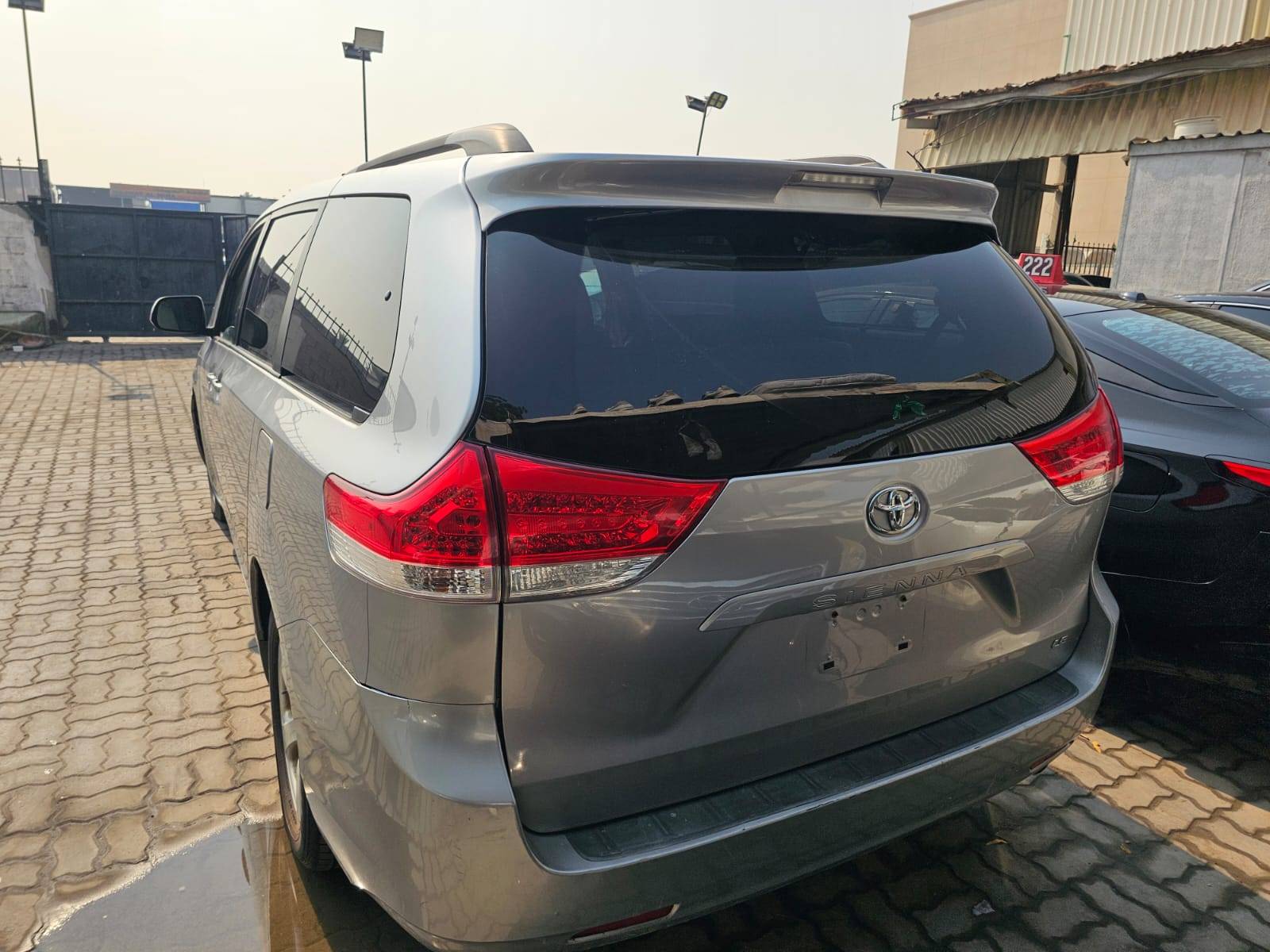 2011 TOYOTA SIENNA — 235808 Miles — Lot BS004926 — Main - Marhaba Auctions Used Cars - Image 5