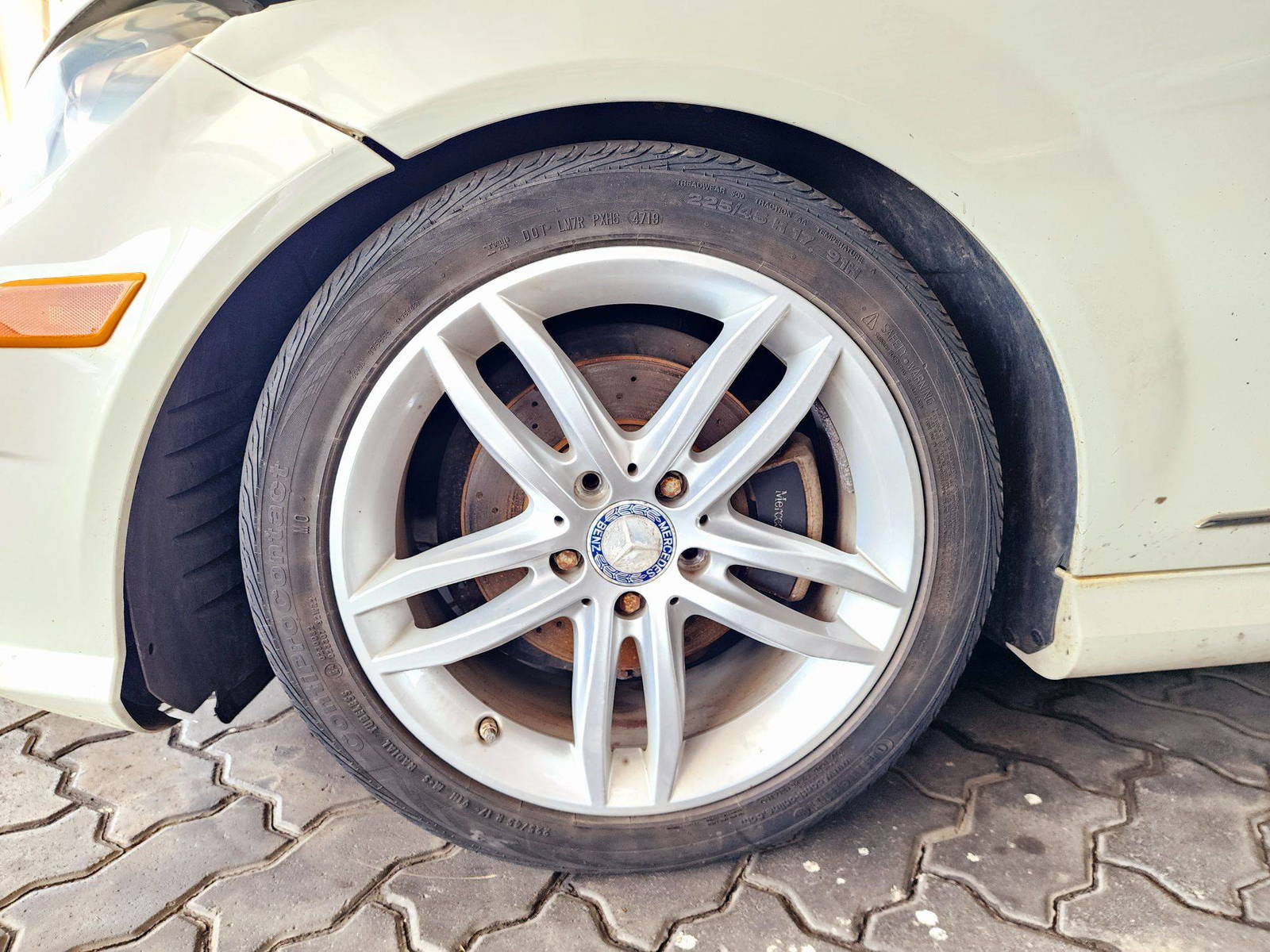 2012 MERCEDES BENZ C300 — 82277 Miles — Lot XCR240415 — Main - Marhaba Auctions Used Cars - Image 11