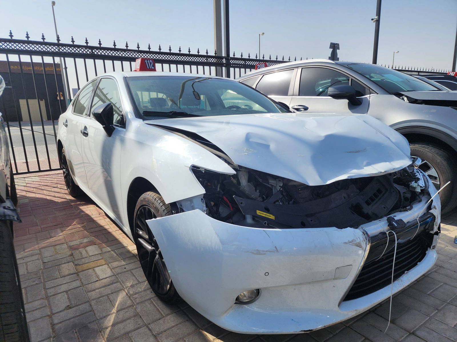 LEXUS ES 350 2015 - Marhaba Auction Used Cars - Image 4