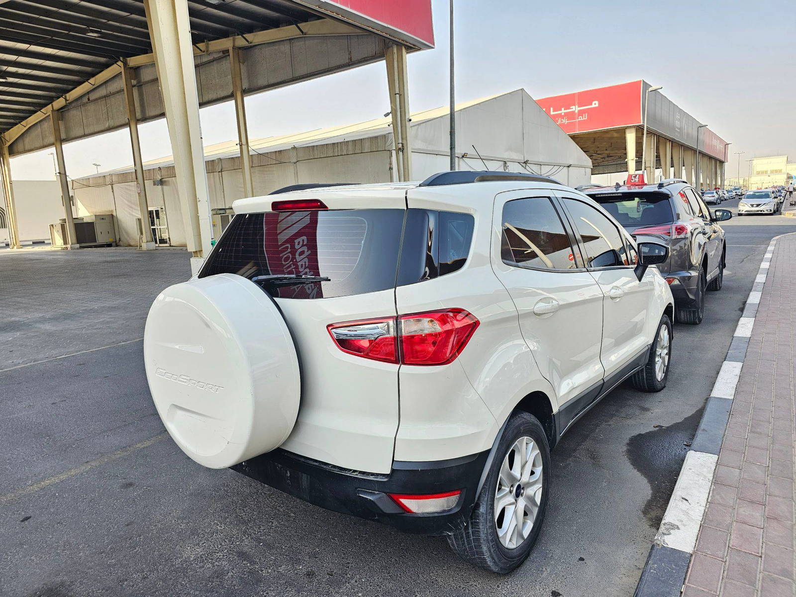 2016 FORD ECOSPORT — 082703 KM — Lot AXGAM36041 — Souq - Marhaba Auctions Used Cars - Image 3