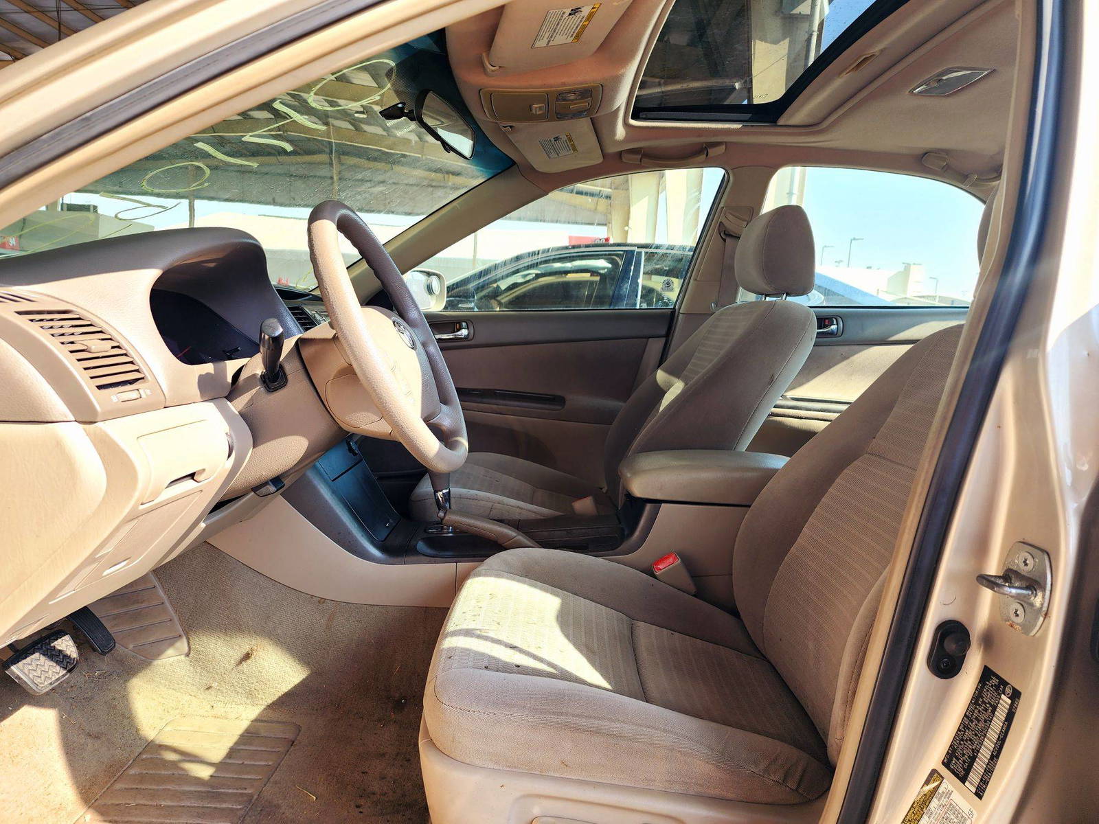 2005 TOYOTA CAMRY — 219533 Miles — Lot 68714954 — Souq - Marhaba Auctions Used Cars - Image 9