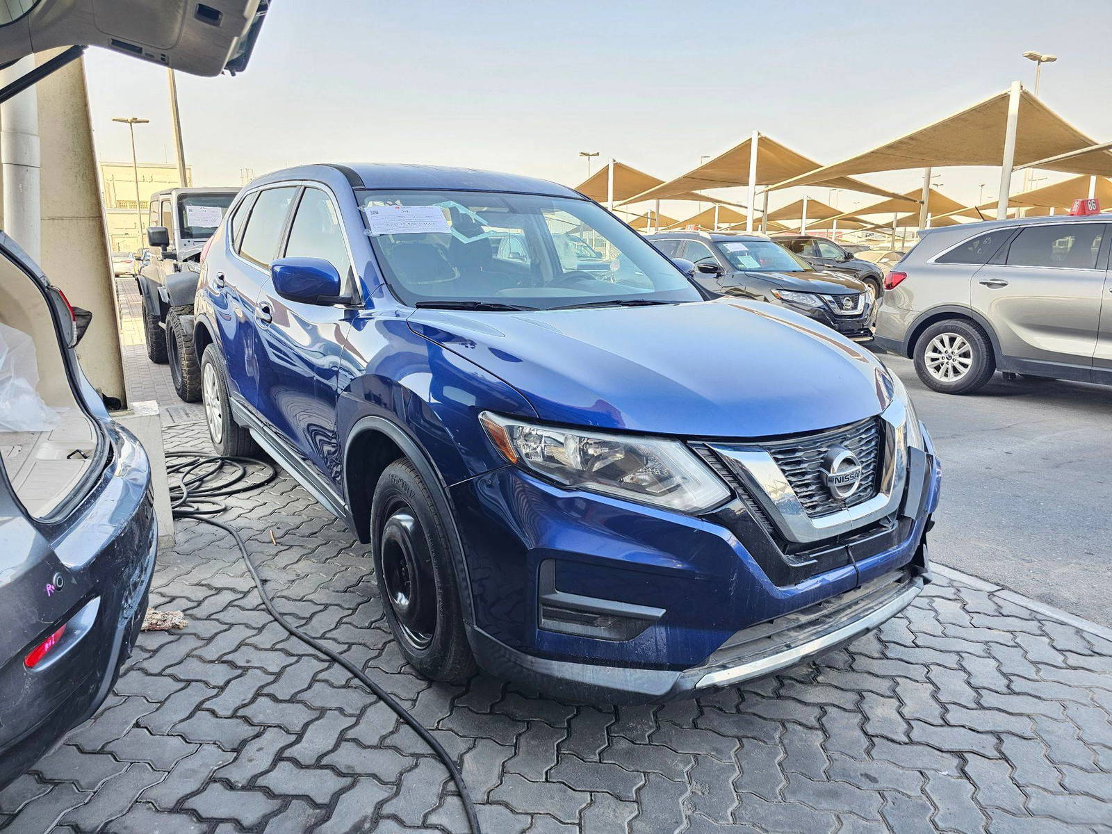 2017 NISSAN ROGUE — 106768 Miles — Lot V3HP513291 — Souq - Marhaba Auctions Used Cars - Image 4