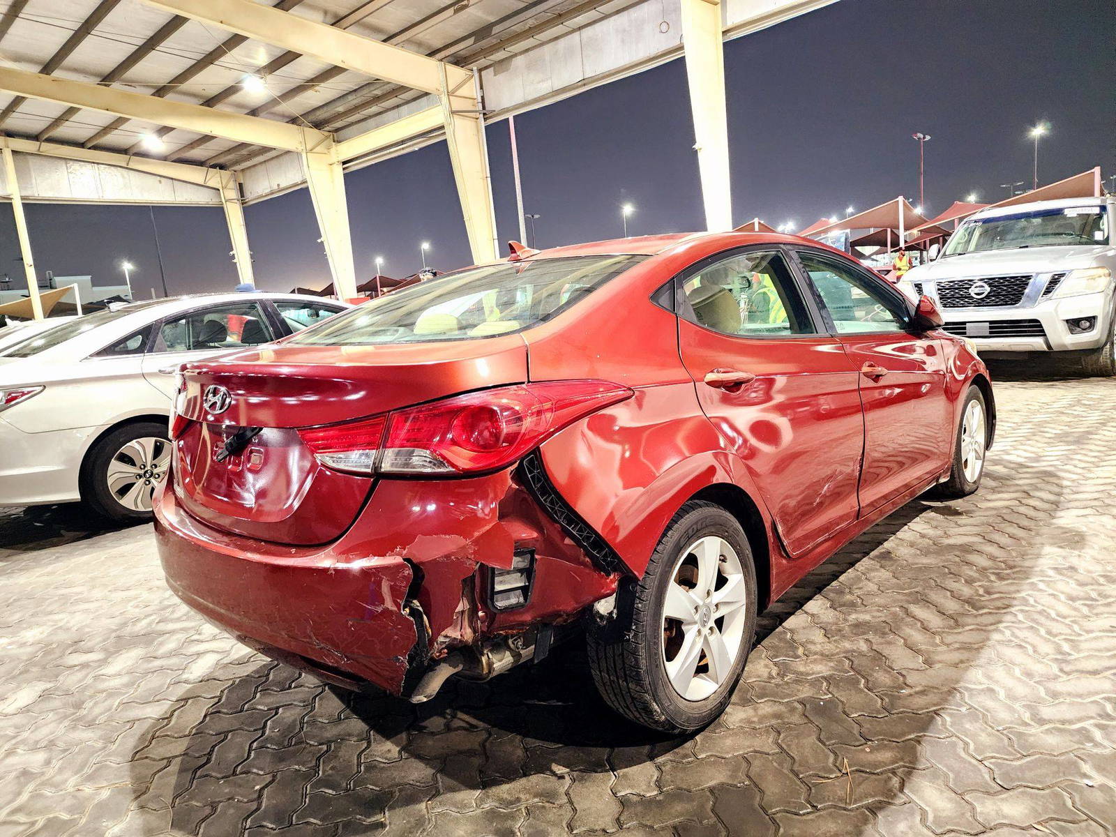 2013 HYUNDAI ELANTRA — 146522 Miles — Lot DH315353 — Souq - Marhaba Auctions Used Cars - Image 3