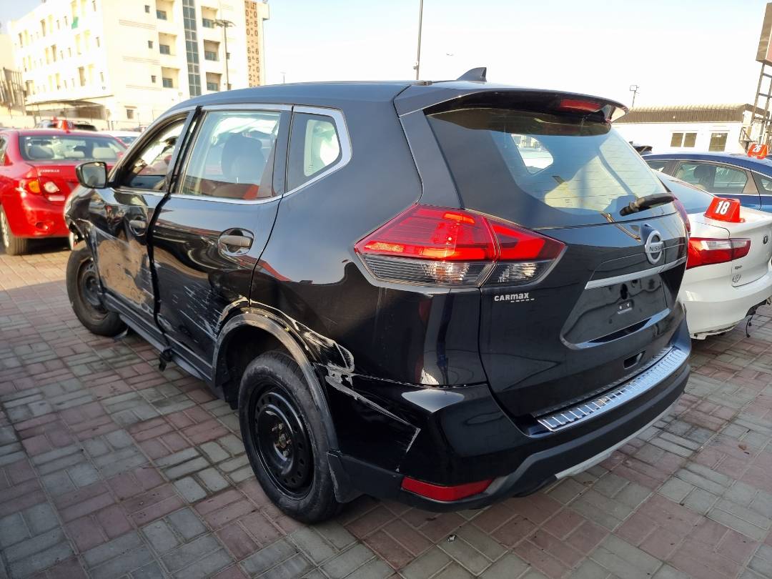 2017 NISSAN ROGUE — 87502 Miles — Lot 1215487 — Souq - Marhaba Auctions Used Cars - Image 4