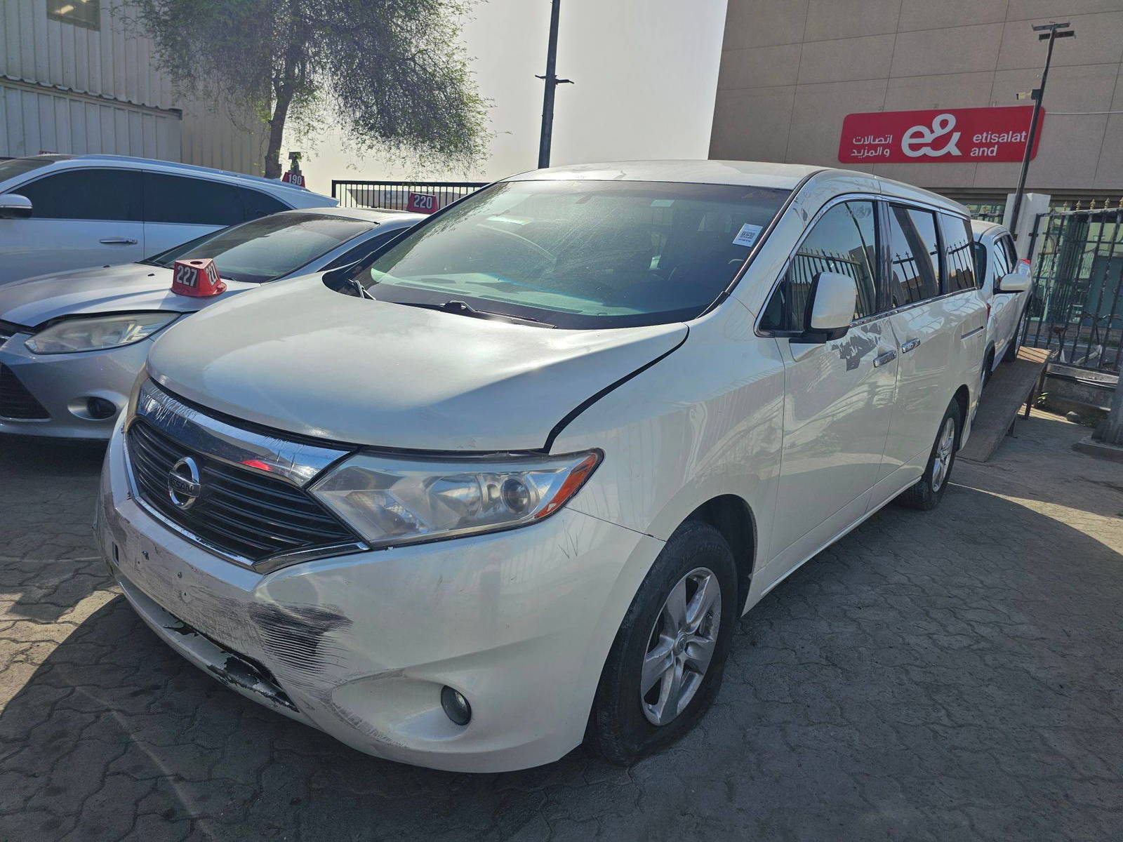 2014 NISSAN QUEST — 201407 Miles — Lot 43861856 — Main - Marhaba Auctions Used Cars - Image 5