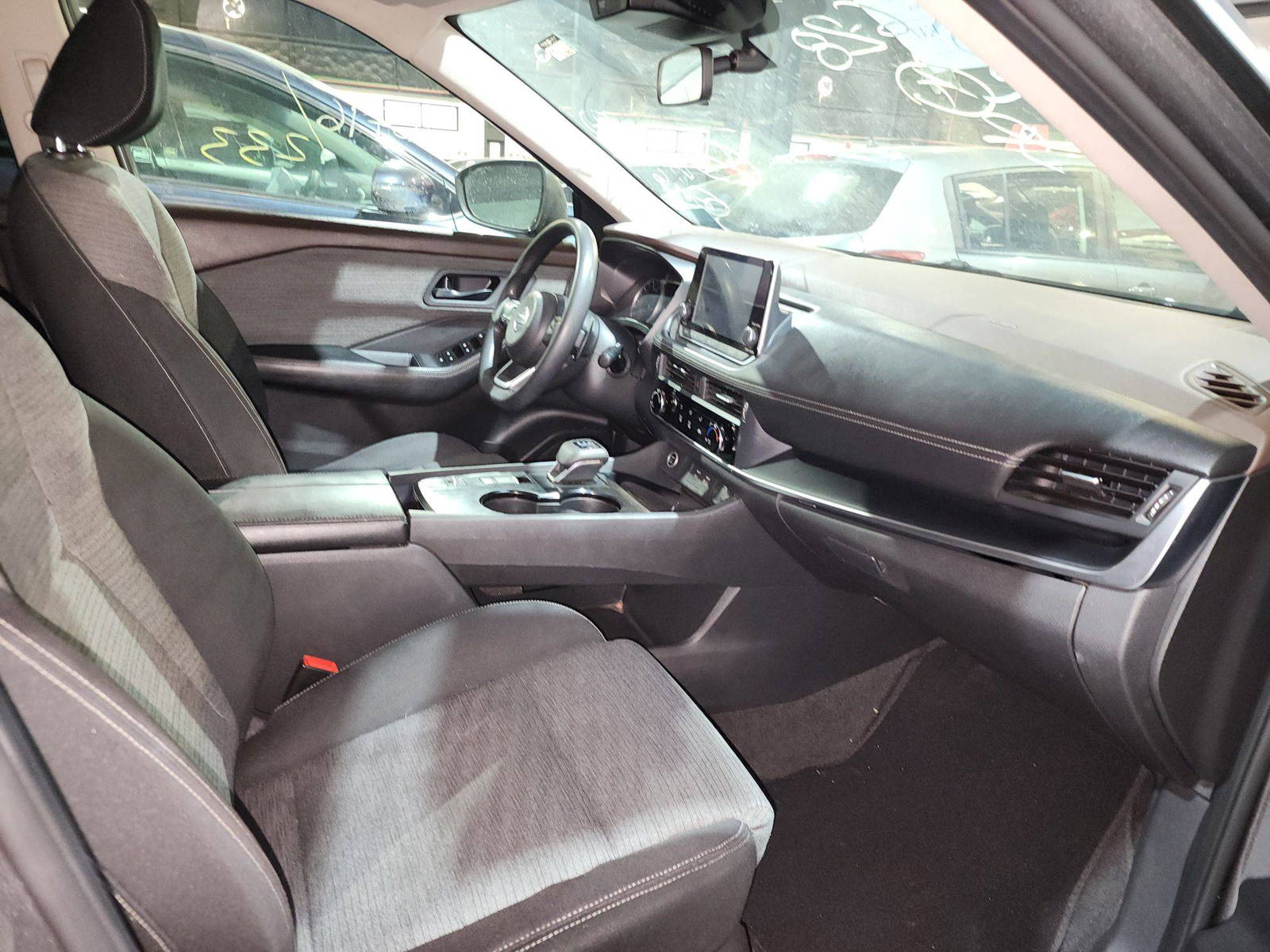 2021 NISSAN ROGUE — 117175 Miles — Lot 17978 — Al Quoz - Marhaba Auctions Used Cars - Image 8