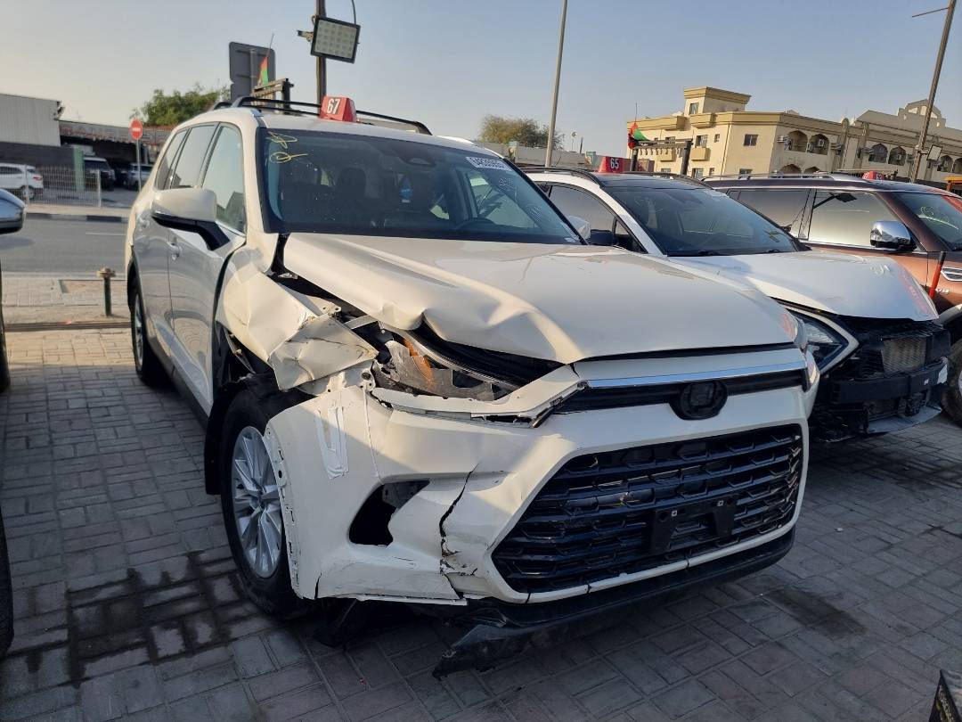 TOYOTA GRAND HIGHLANDER XLE 2024 - Marhaba Auction Used Cars - Image 4