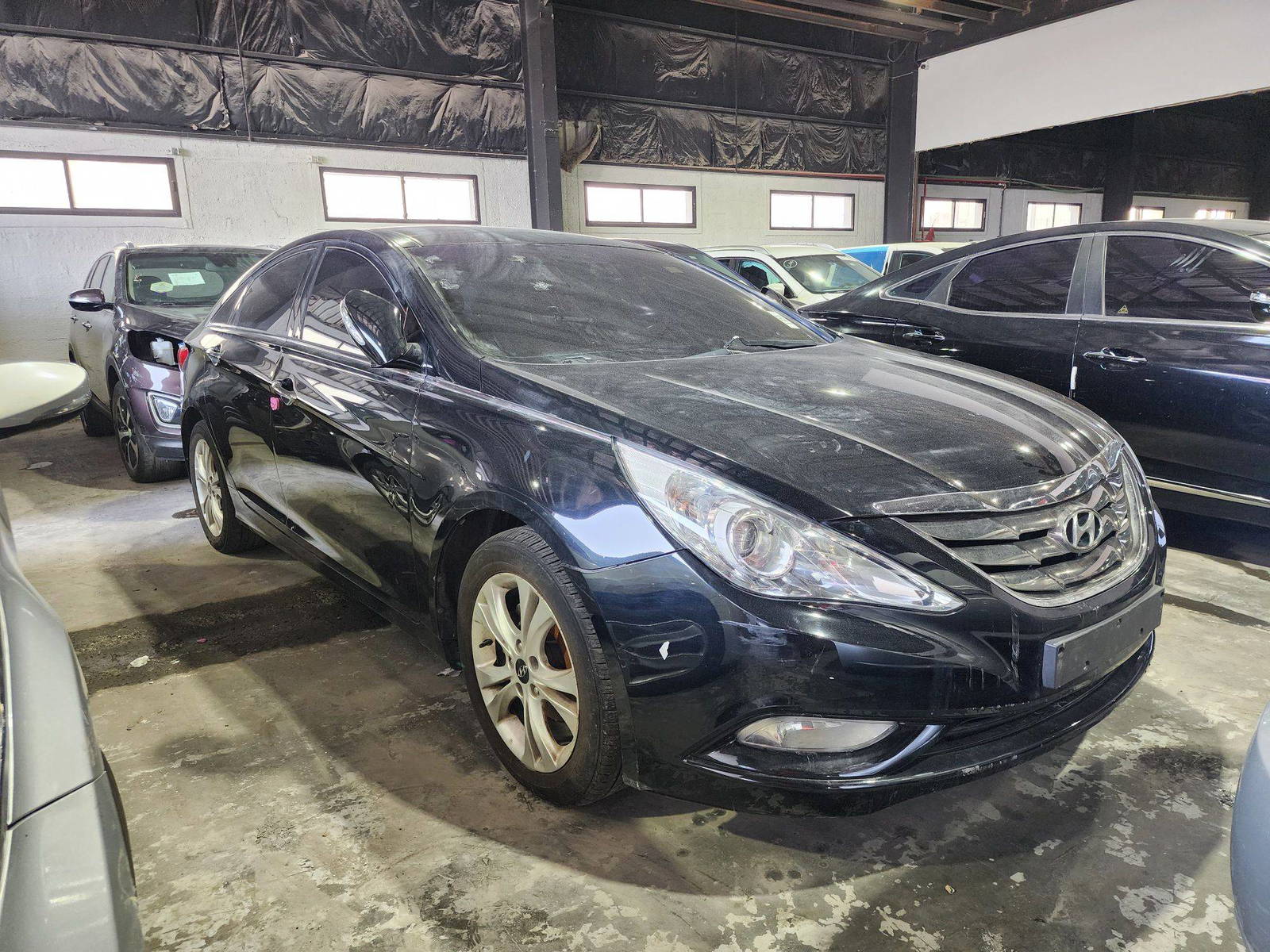2010 HYUNDAI SONATA — 138443 KM — Lot A039215 — Souq - Marhaba Auctions Used Cars - Image 4