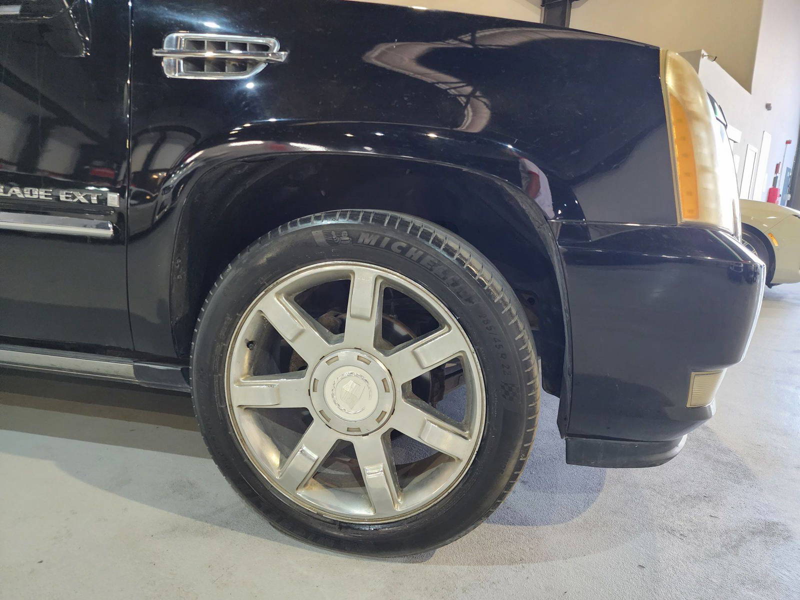2009 CADILLAC ESCALADE — 229131 KM — Lot 20503 — Main - Marhaba Auctions Used Cars - Image 12