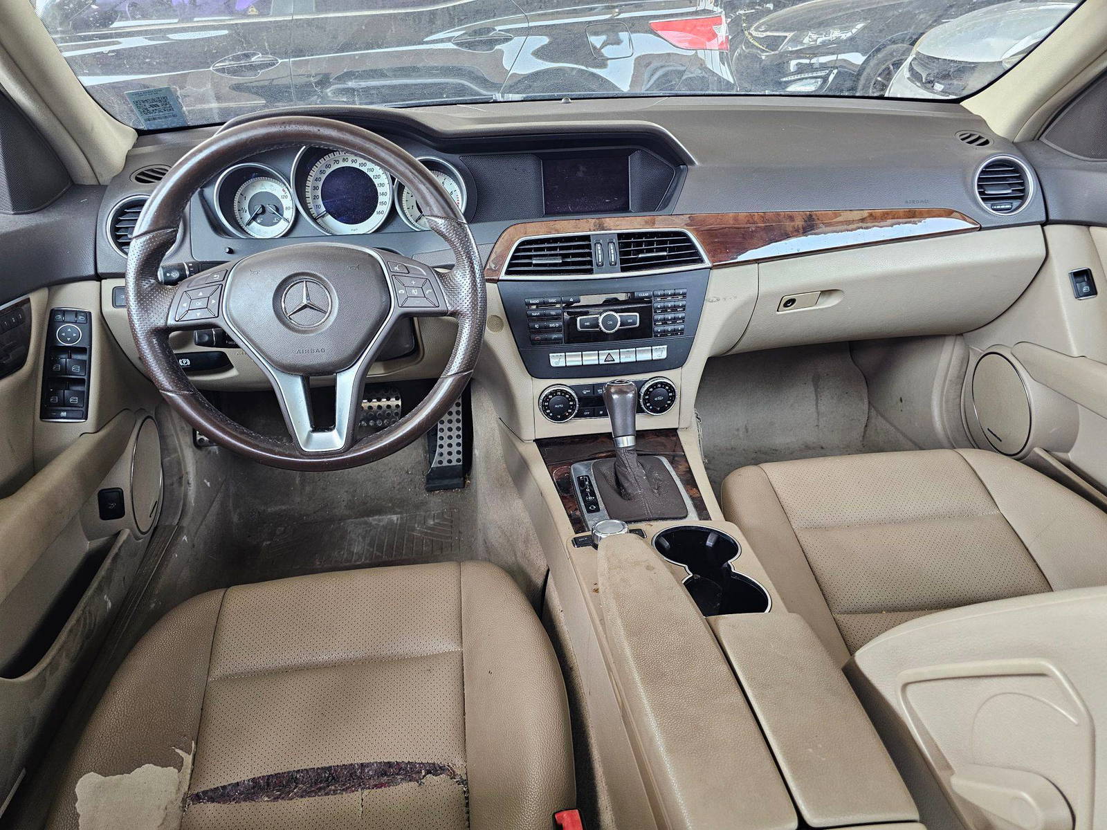 MERCEDES BENZ C300 2013 - Marhaba Auction Used Cars - Image 5