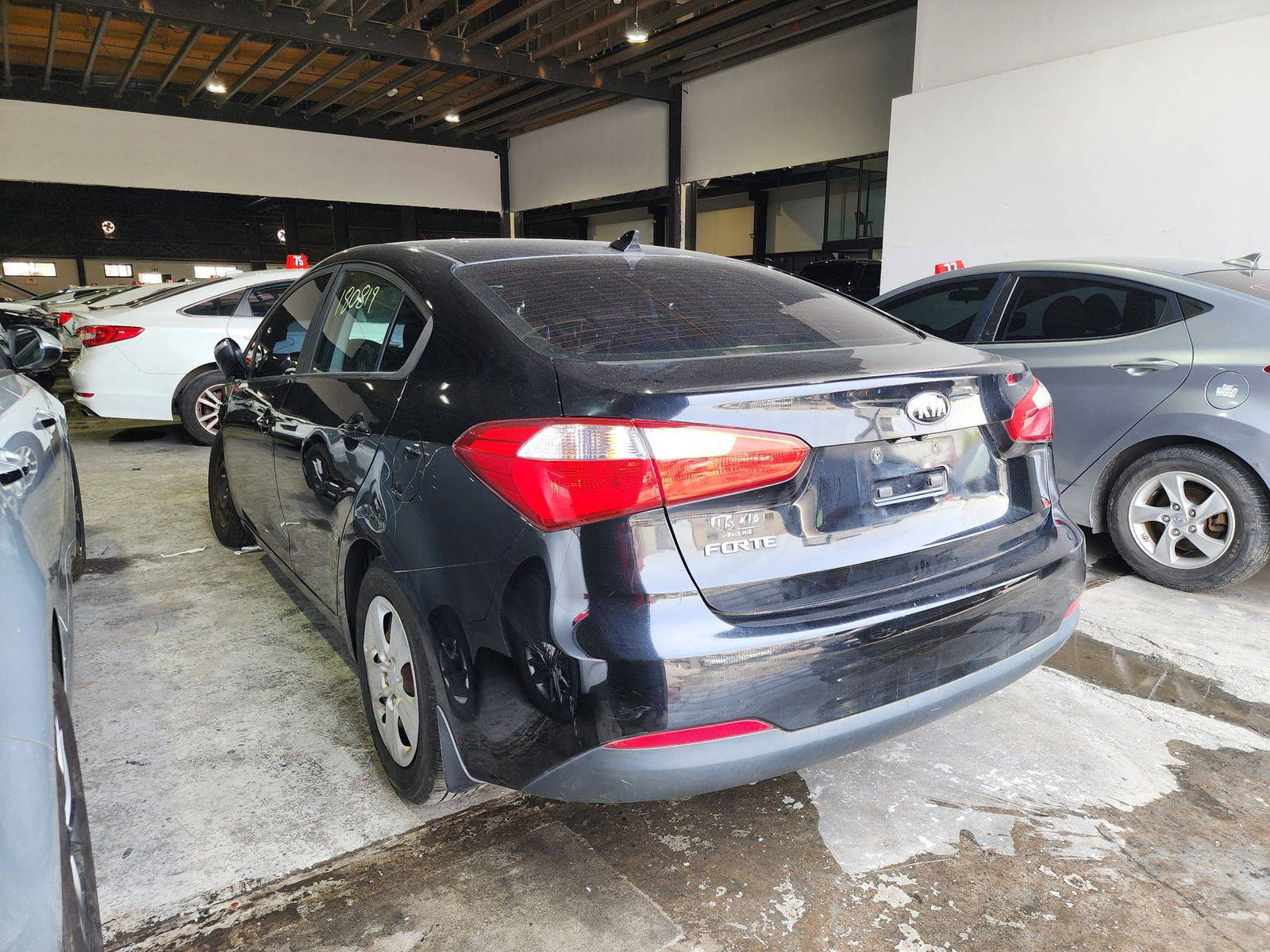 2016 KIA FORTE — 180819 Miles — Lot 5592793 — Main - Marhaba Auctions Used Cars - Image 4
