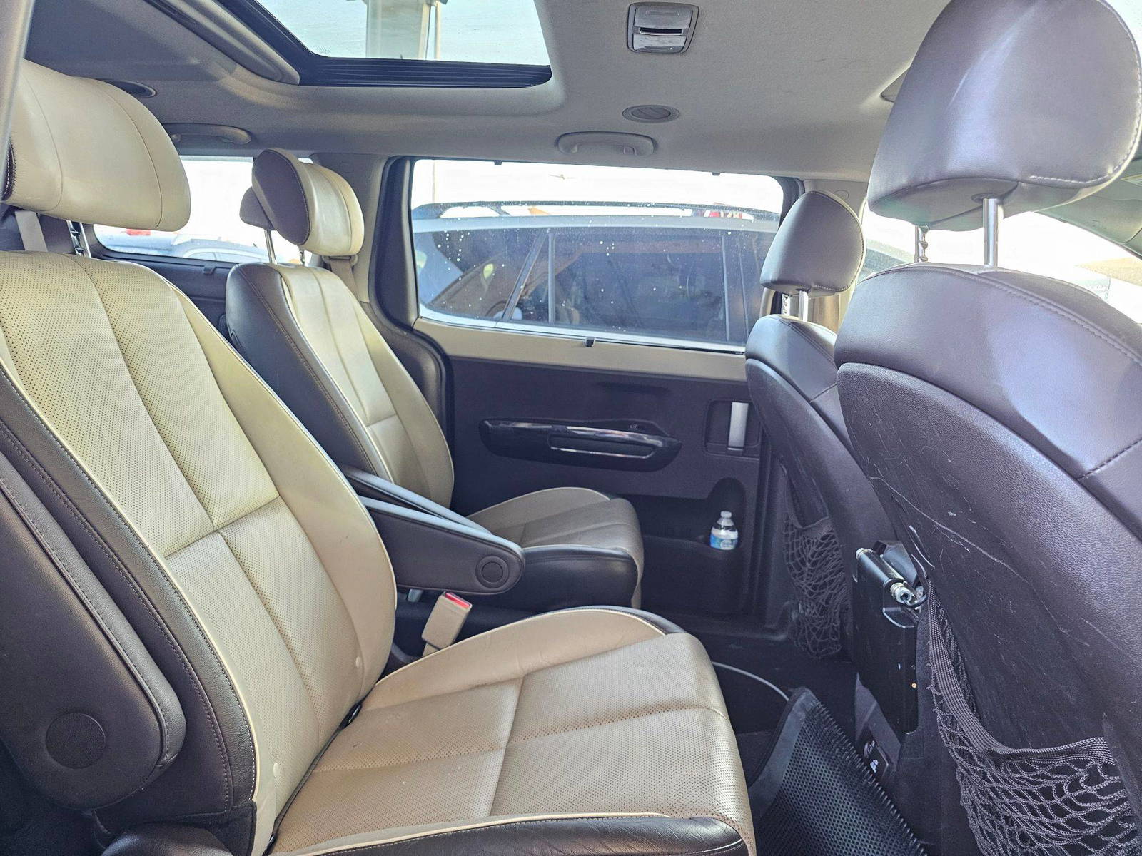 KIA SEDONA 2015 - Marhaba Auction Used Cars - Image 6