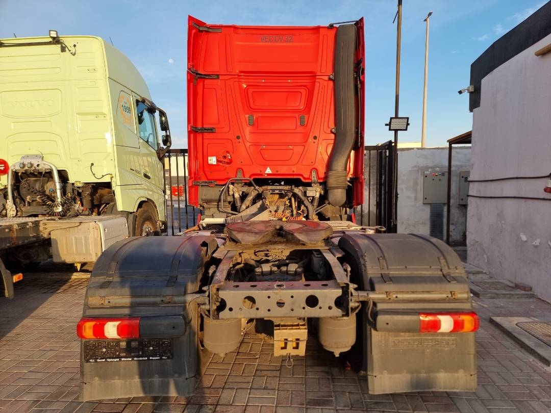 2014 MERCEDES BENZ ACTROS — 957635 KM — Lot 858972 — Main - Marhaba Auctions Used Cars - Image 6