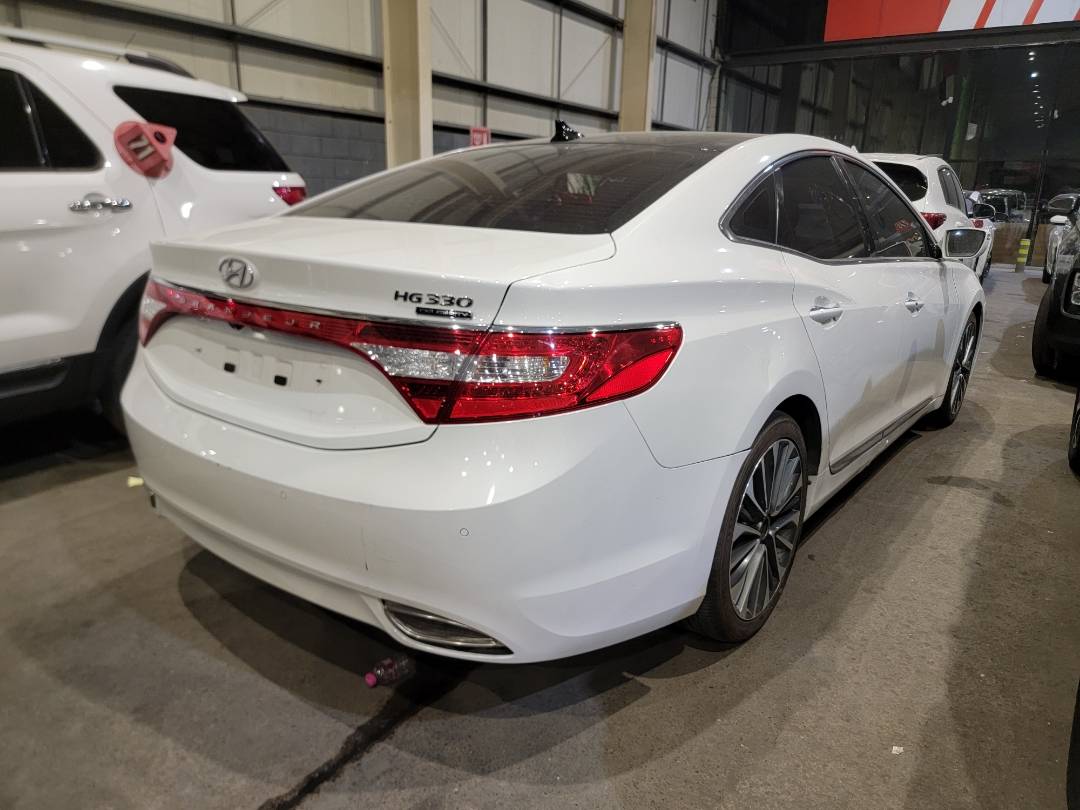 2012 HYUNDAI GRANDEUR — 219526 KM — Lot CBCA218125 — Main - Marhaba Auctions Used Cars - Image 3