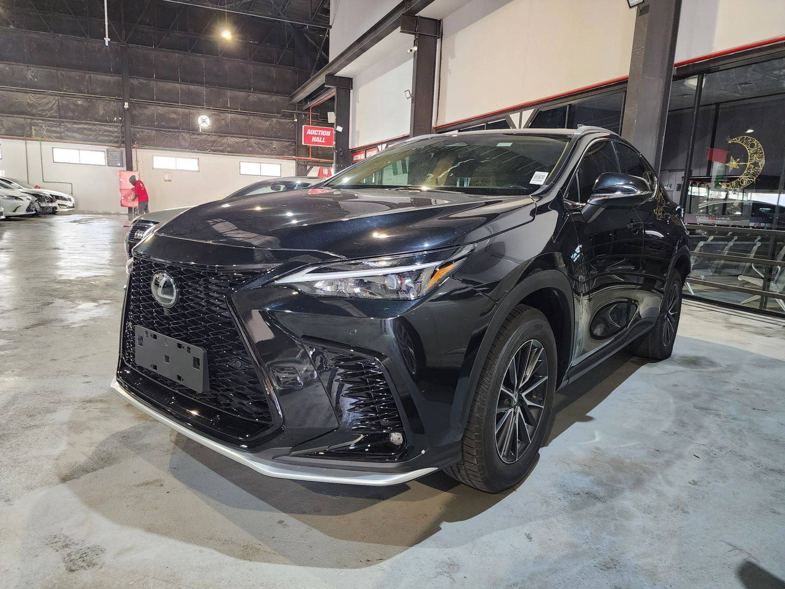 2024 LEXUS NX 250 — 4642 Miles — Lot 60694814 — Al Quoz - Marhaba Auctions Used Cars - Image 4