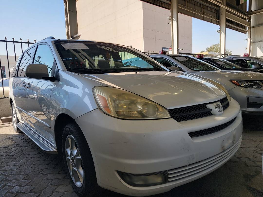2005 TOYOTA SIENNA — 279104 Miles — Lot 2C75S307497 — Main - Marhaba Auctions Used Cars - Image 4