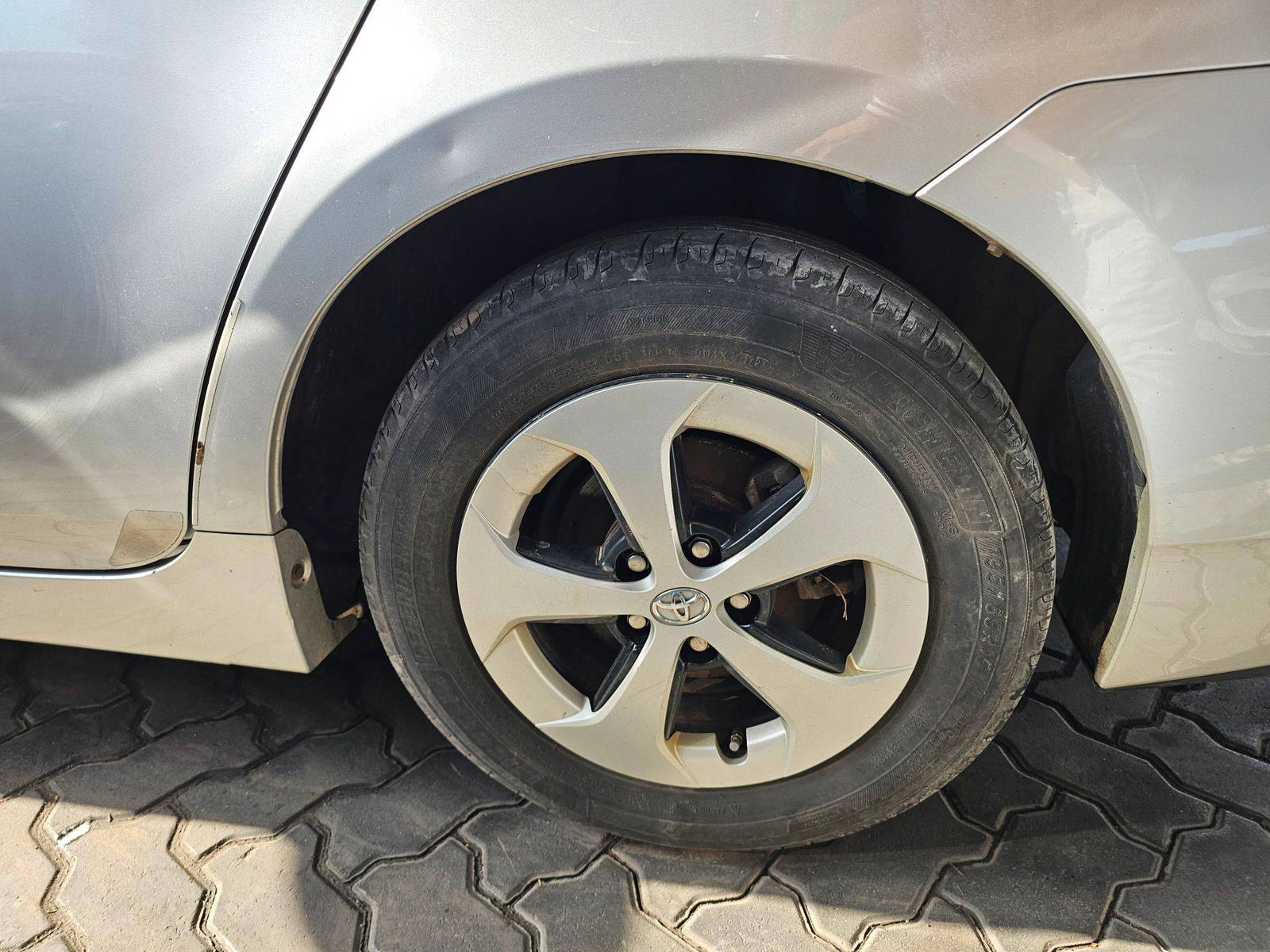 2013 TOYOTA PRIUS — 193643 Miles — Lot U7D5569851 — Souq - Marhaba Auctions Used Cars - Image 10