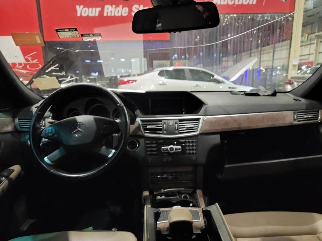 2011 MERCEDES BENZ E 350 — 160868 Miles — Lot 43002 — Souq - Marhaba Auctions Used Cars - Image 8