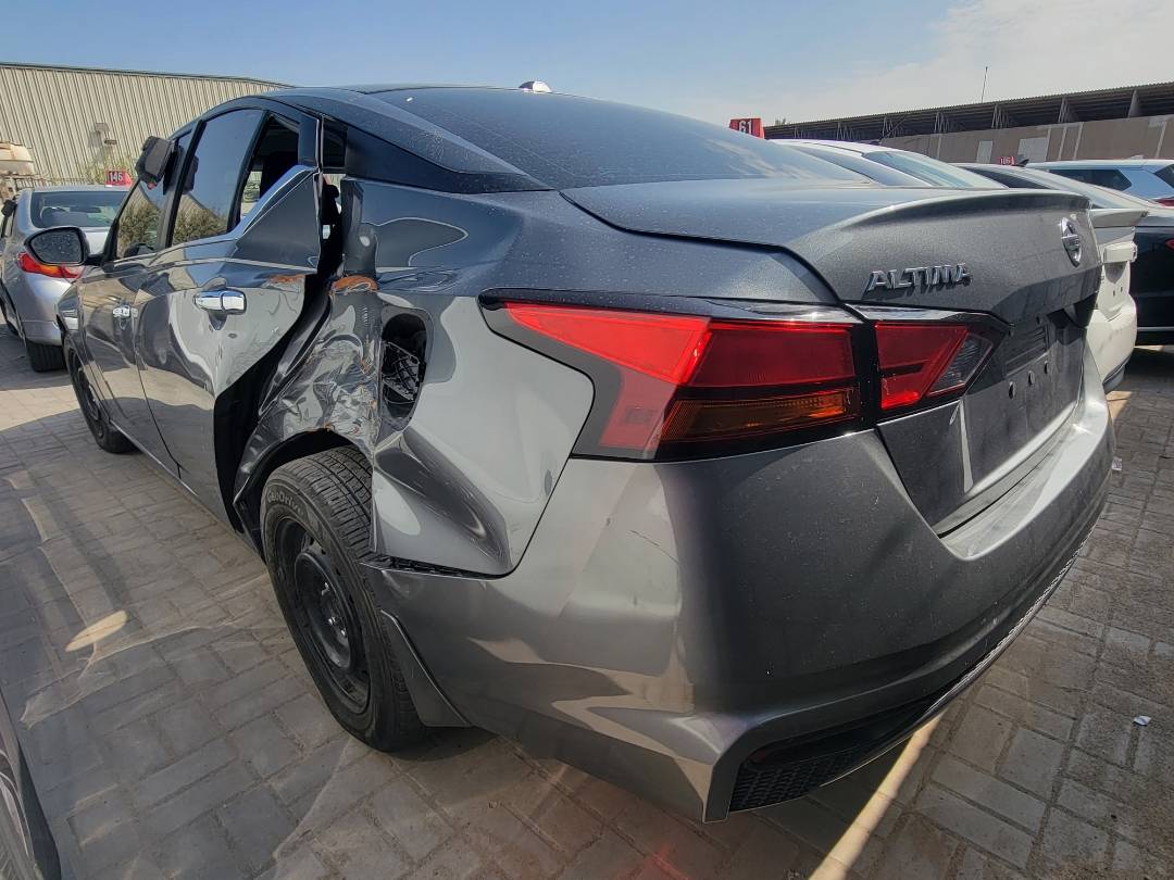 2020 NISSAN ALTIMA — 30548 Miles — Lot C149472 — Main - Marhaba Auctions Used Cars - Image 3
