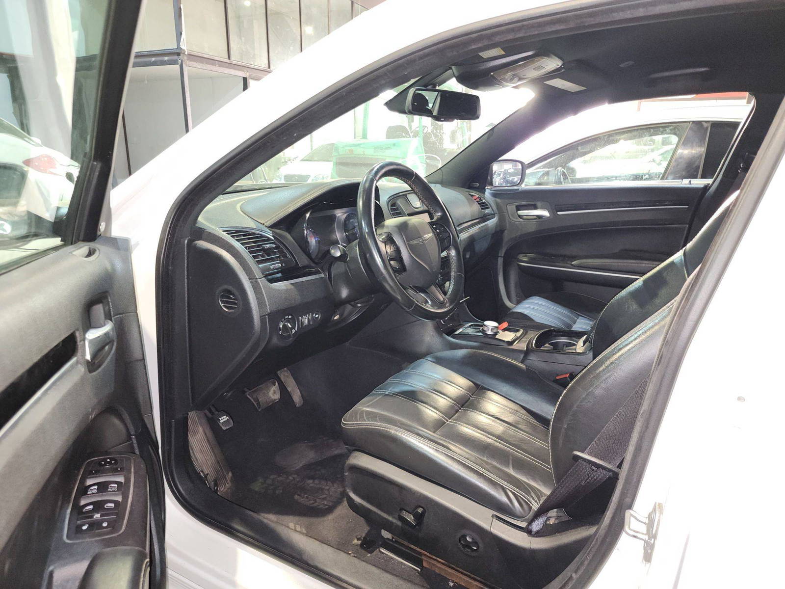 2019 CHRYSLER 300 — 145200 Miles — Lot 50728055 — Souq - Marhaba Auctions Used Cars - Image 10