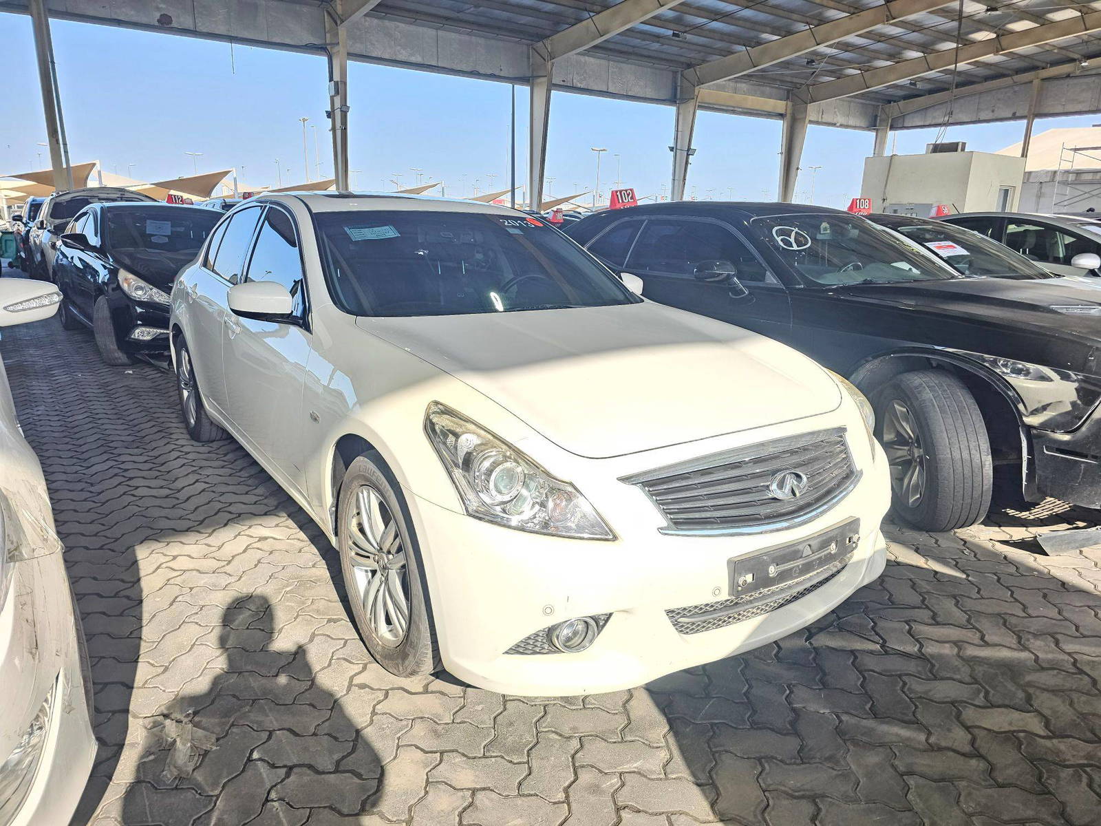 2013 INFINITI G25 — 109283 KM — Lot 1E1DM300384 — Souq - Marhaba Auctions Used Cars - Image 4