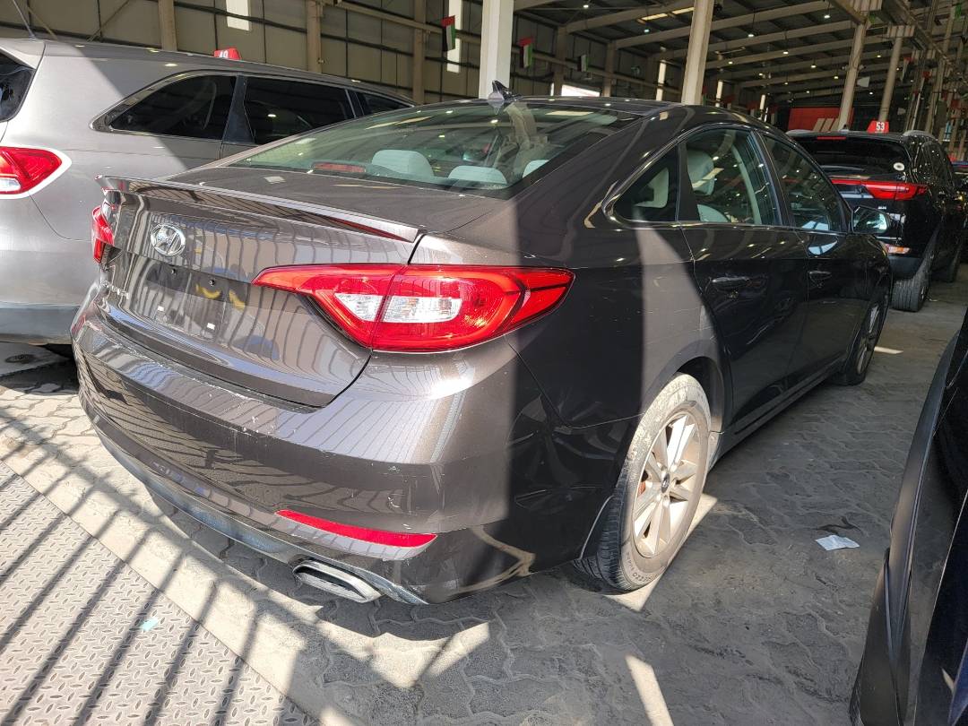 2015 HYUNDAI SONATA — 191737 Miles — Lot 196638 — Main - Marhaba Auctions Used Cars - Image 3