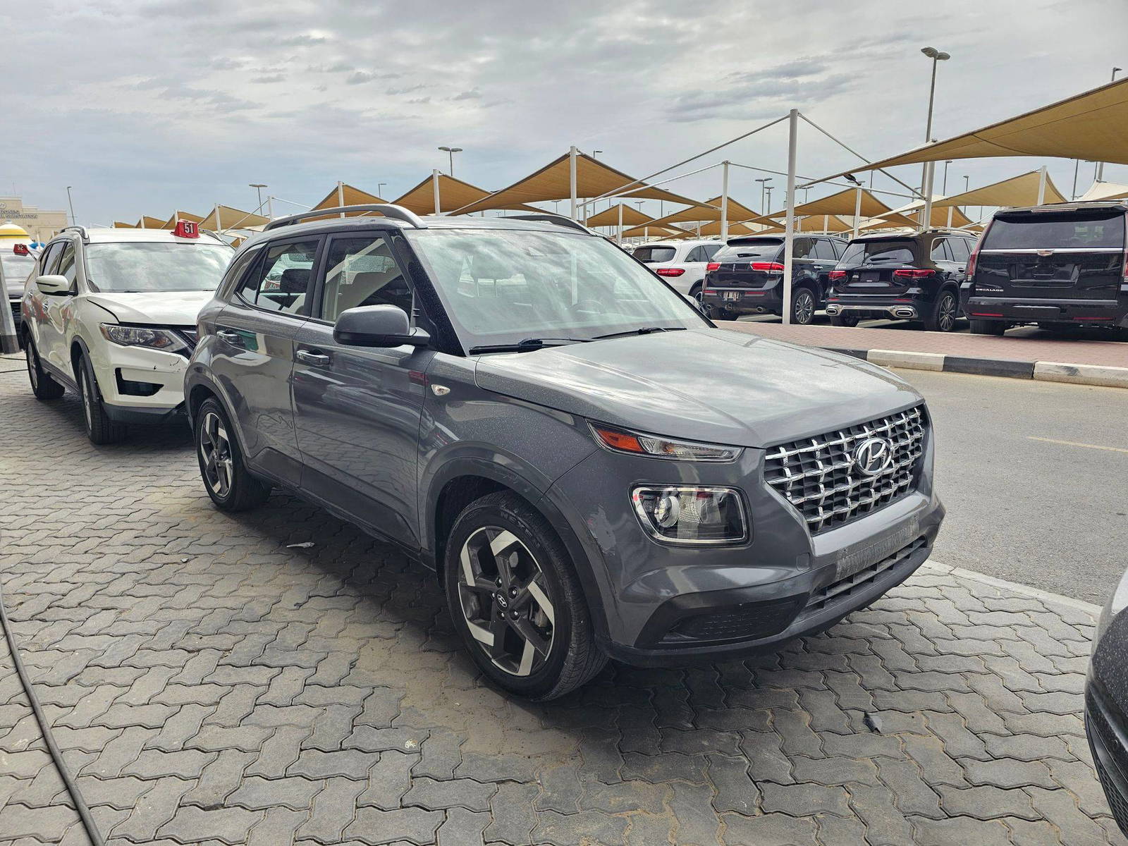 HYUNDAI VENUE SEL 2022 - Marhaba Auction Used Cars - Image 4