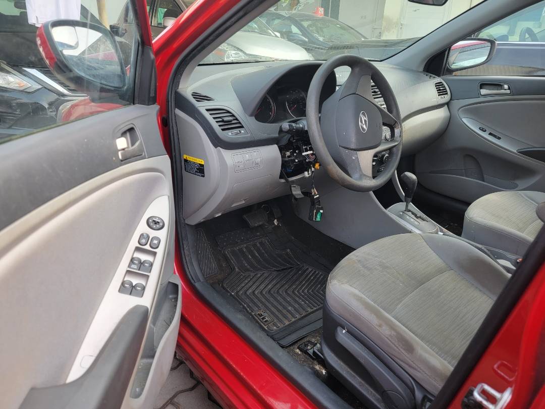 2015 HYUNDAI ACCENT — 146972 Miles — Lot 50685994 — Main - Marhaba Auctions Used Cars - Image 8
