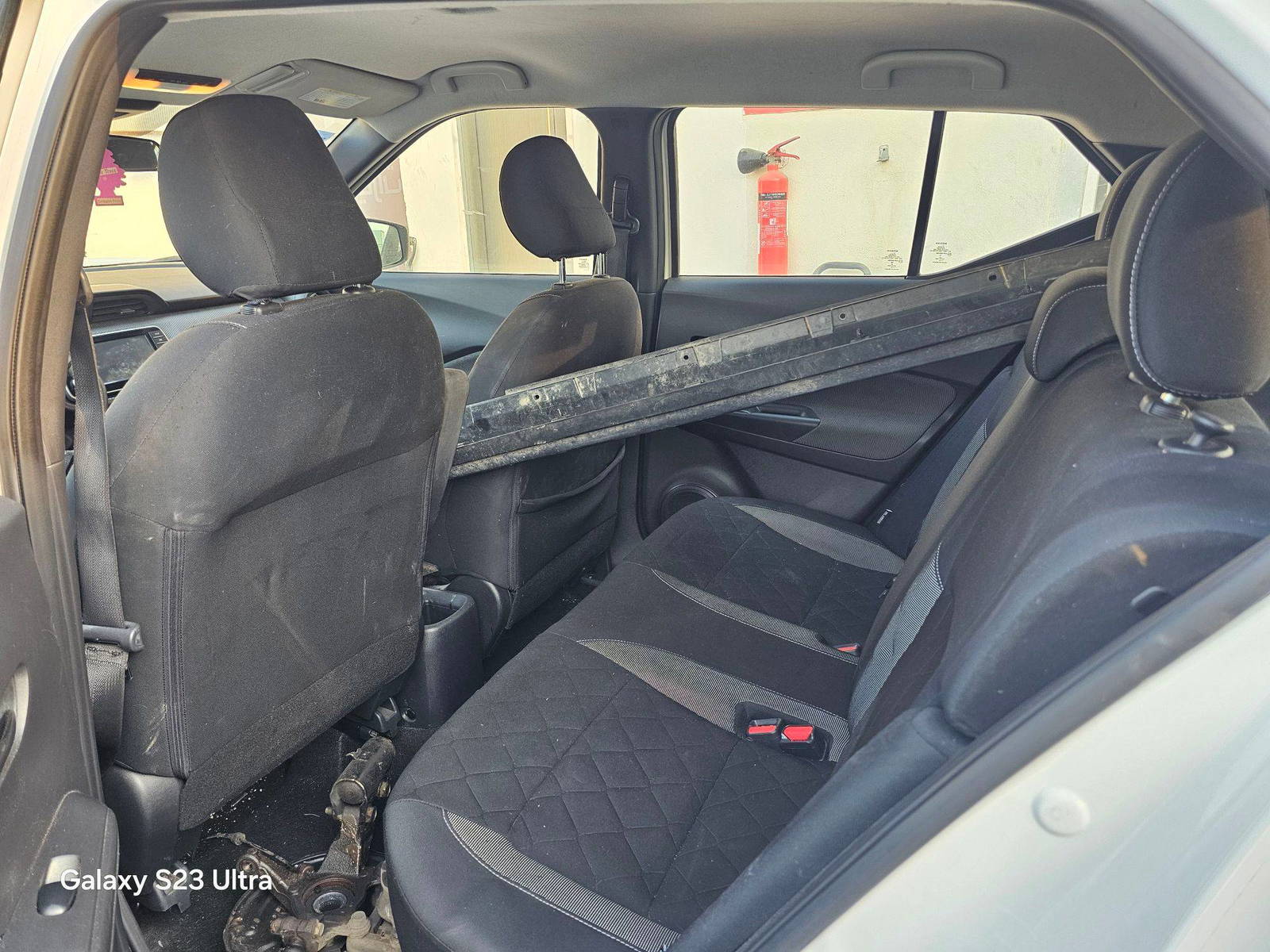 2020 NISSAN KICKS — 37959 Miles — Lot 80643045 — Main - Marhaba Auctions Used Cars - Image 7