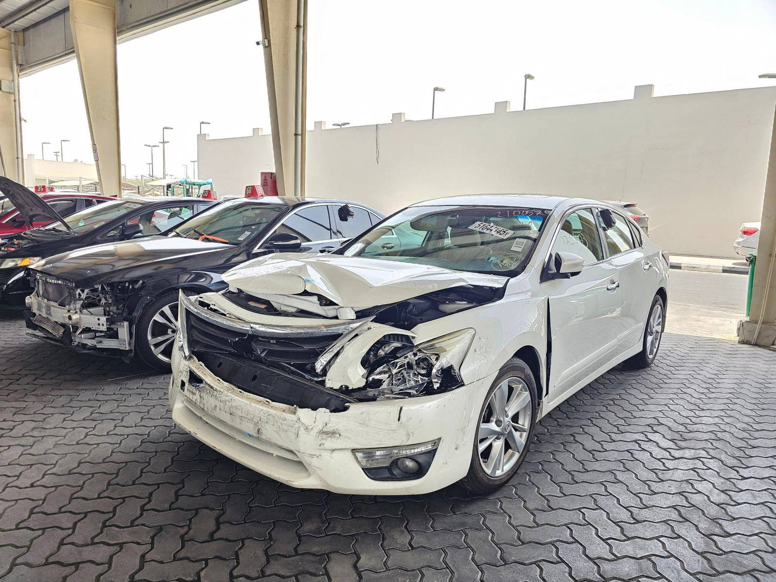 2015 NISSAN ALTIMA — 125803 Miles — Lot 6FC210057 — Souq - Marhaba Auctions Used Cars - Image 5
