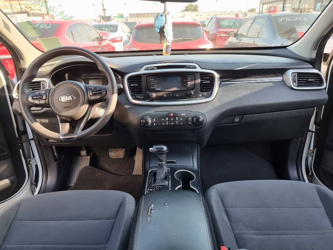 2017 KIA SORENTO — 300391 Miles — Lot 215478 — Main - Marhaba Auctions Used Cars - Image 8
