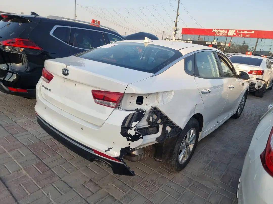 2018 KIA OPTIMA — 133553 Miles — Lot 43553 — Ind. 12 - Marhaba Auctions Used Cars - Image 4