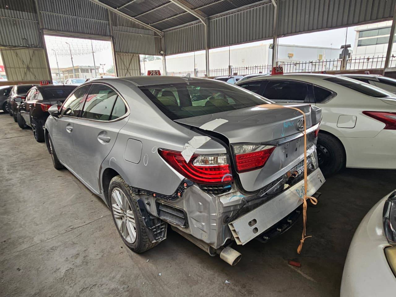 2013 LEXUS ES 350 — 186324 Miles — Lot D2006984 — Main - Marhaba Auctions Used Cars - Image 5