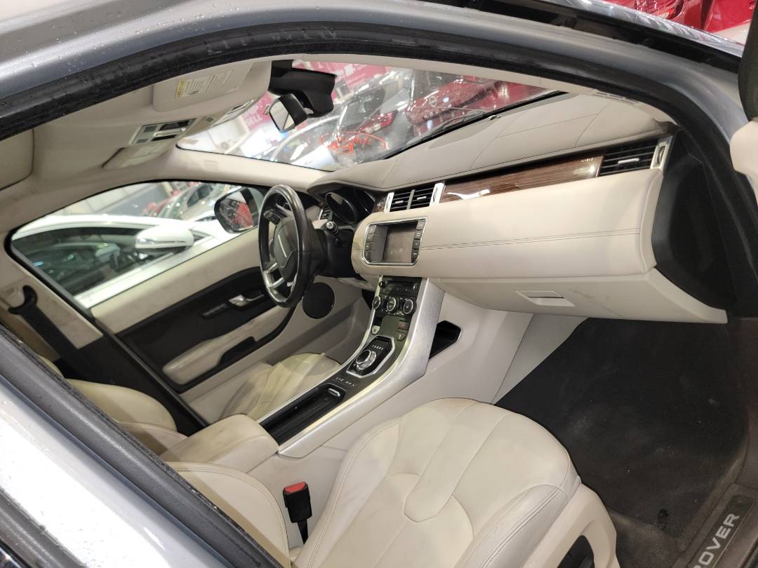 2012 LAND ROVER RANGE ROVER EVOQUE PRESTIGE PREMIUM — 141779 Miles — Lot 37348534 — Souq - Marhaba Auctions Used Cars - Image 7