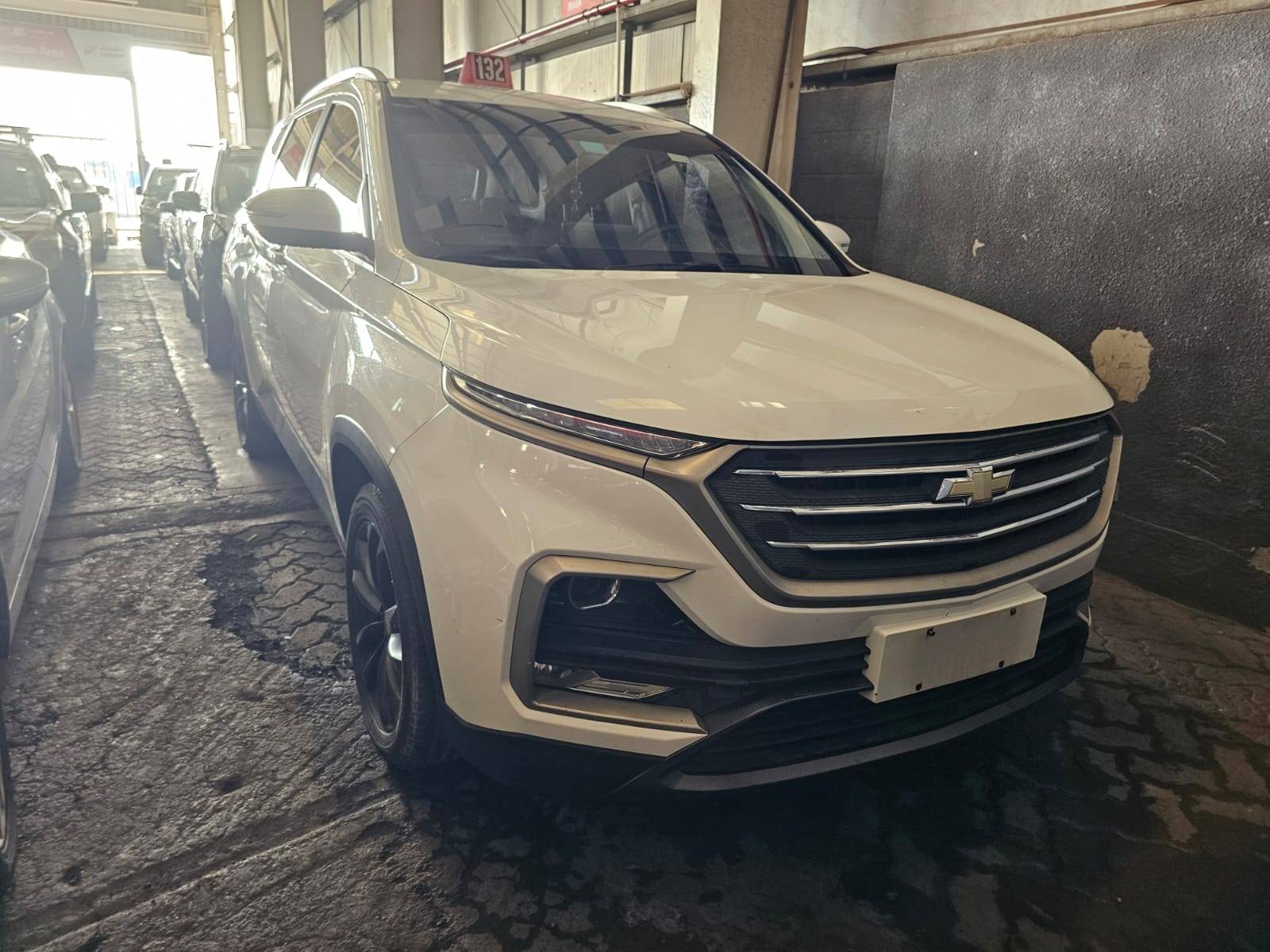 CHEVROLET CAPTIVA 2023 view 2