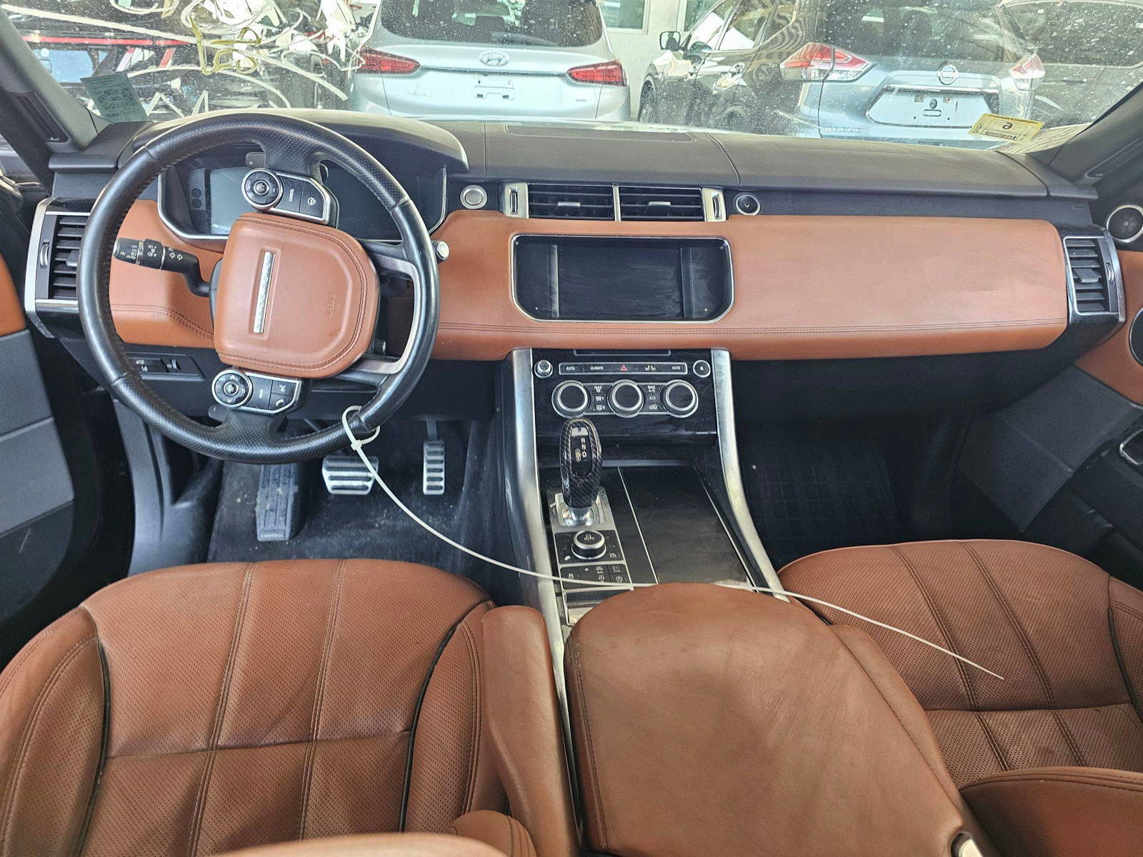 2015 LAND ROVER RANGE ROVER SPORT SUPERCHARGED — 124756 Miles — Lot 9FA516087 — Ind. 12 - Marhaba Auctions Used Cars - Image 8