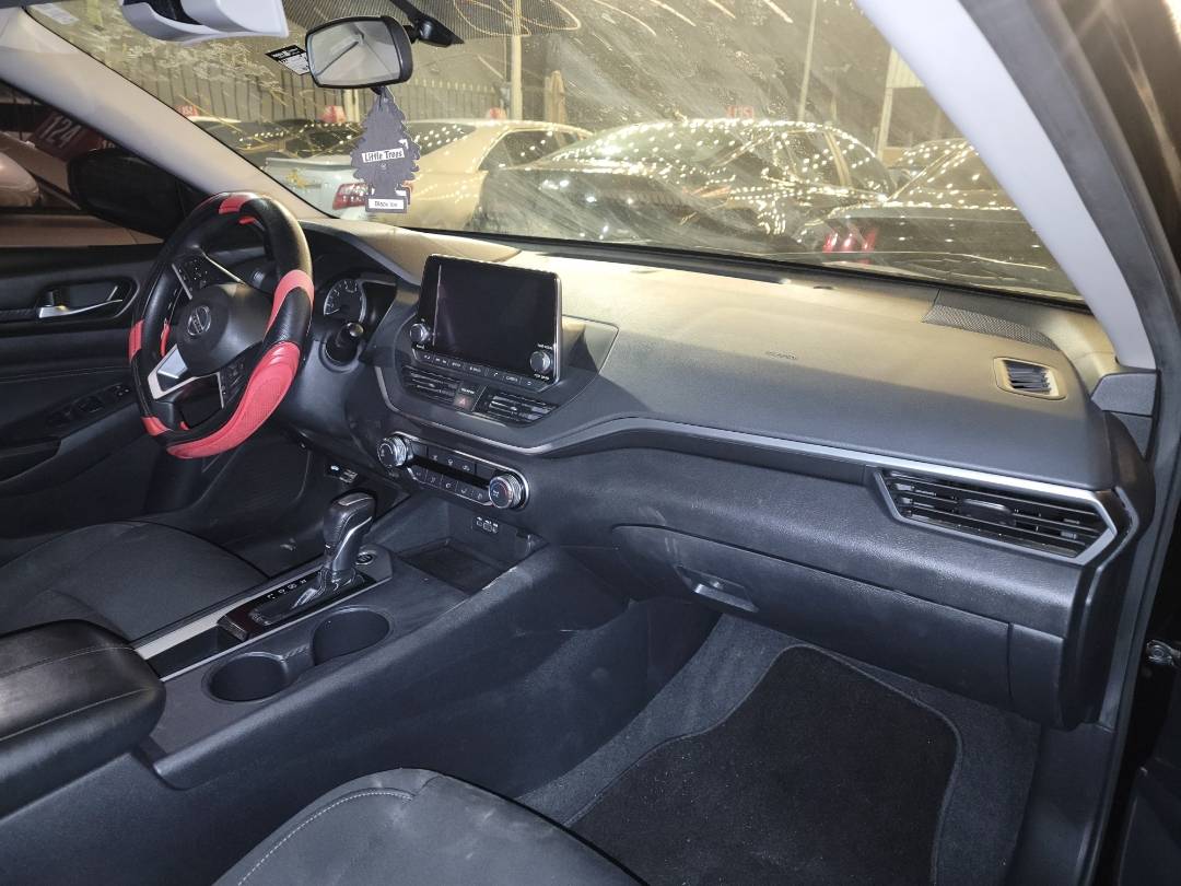 2019 NISSAN ALTIMA — 101224 Miles — Lot 209222 - Marhaba Auctions Used Cars - Image 5
