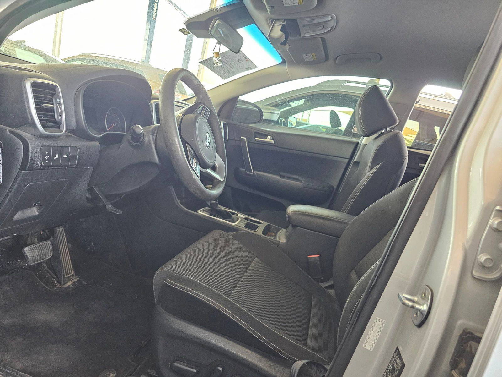 KIA SPORTAGE 2021 - Marhaba Auction Used Cars - Image 8