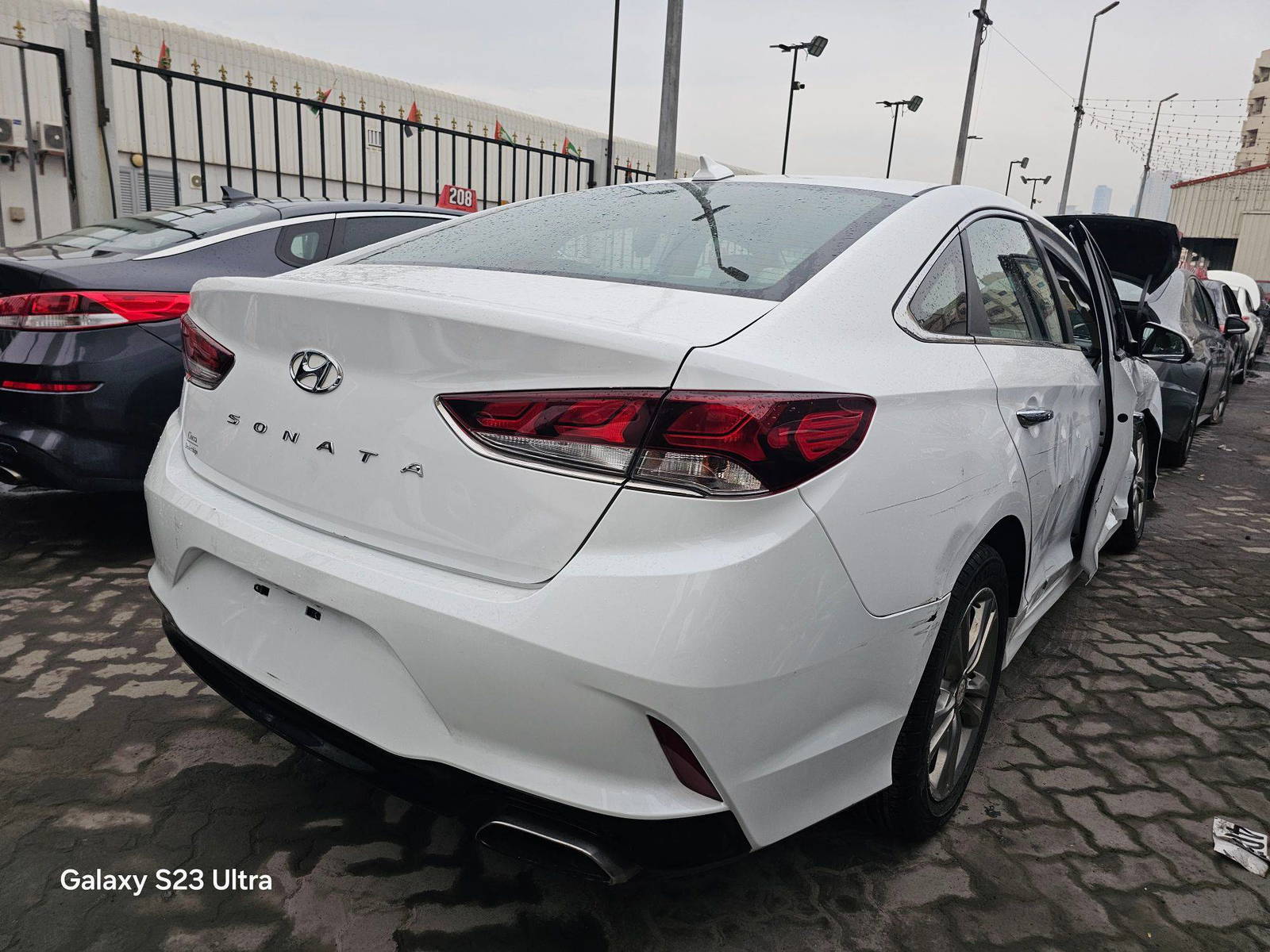 2018 HYUNDAI SONATA — 96938 Miles — Lot 43759122 — Main - Marhaba Auctions Used Cars - Image 3