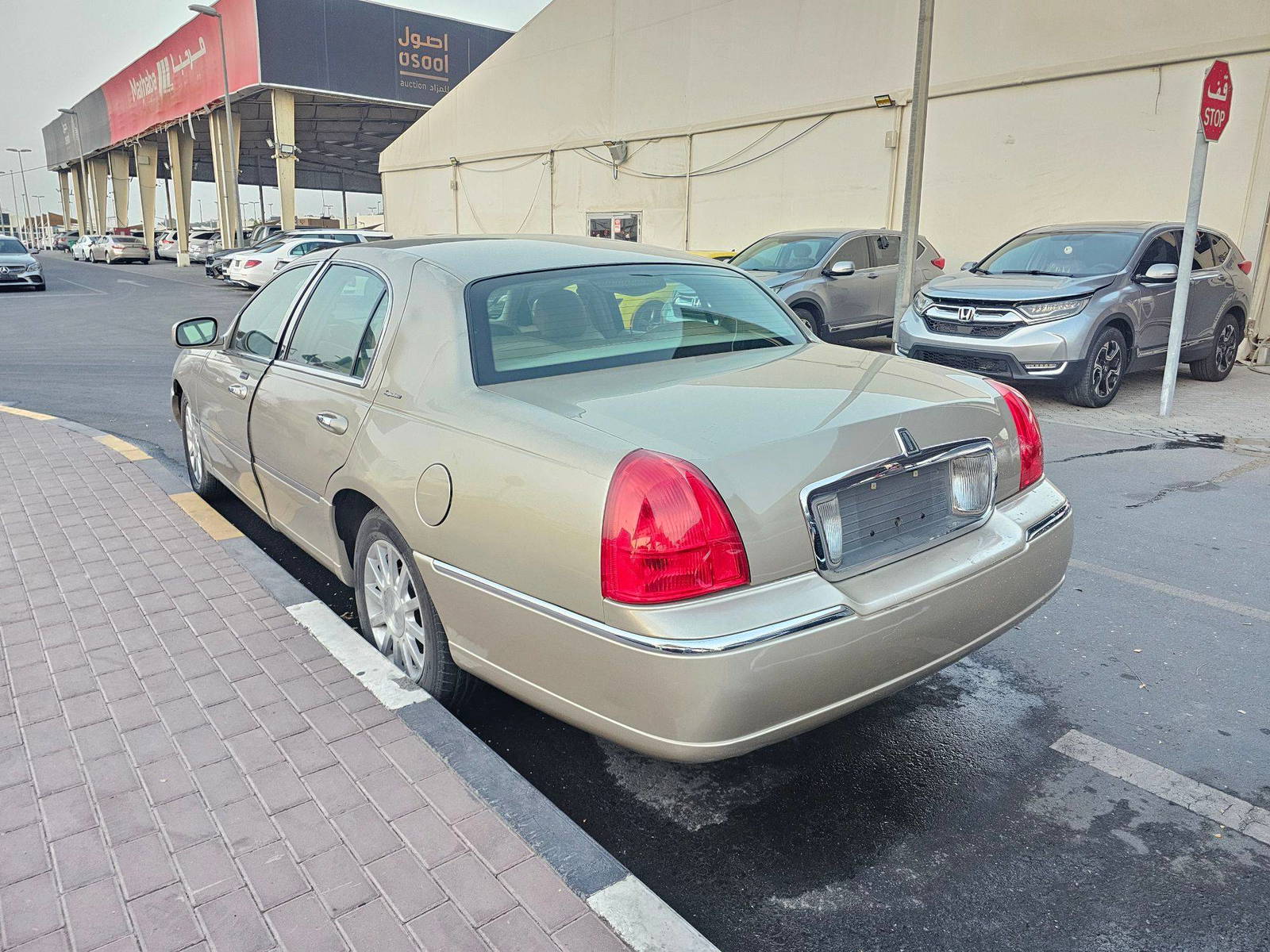 LINCOLN TOWN 2007 - Marhaba Auction Used Cars - Image 5