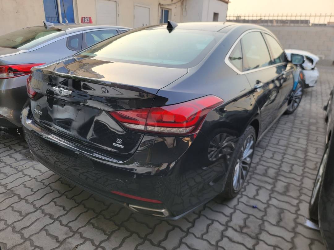 2015 HYUNDAI GENESIS — 92760 Miles — Lot 0FU018271 — Main - Marhaba Auctions Used Cars - Image 6