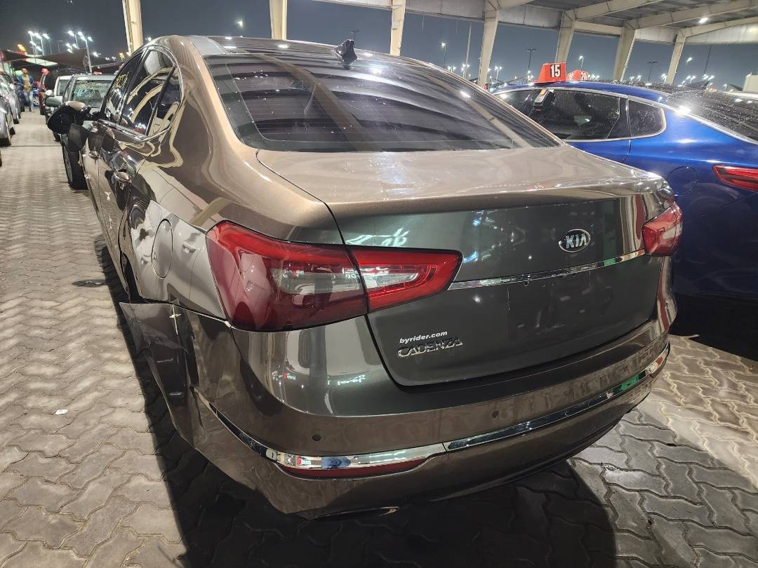 2014 KIA CADENZA — 171345 Miles — Lot 5166409 - Marhaba Auctions Used Cars - Image 11