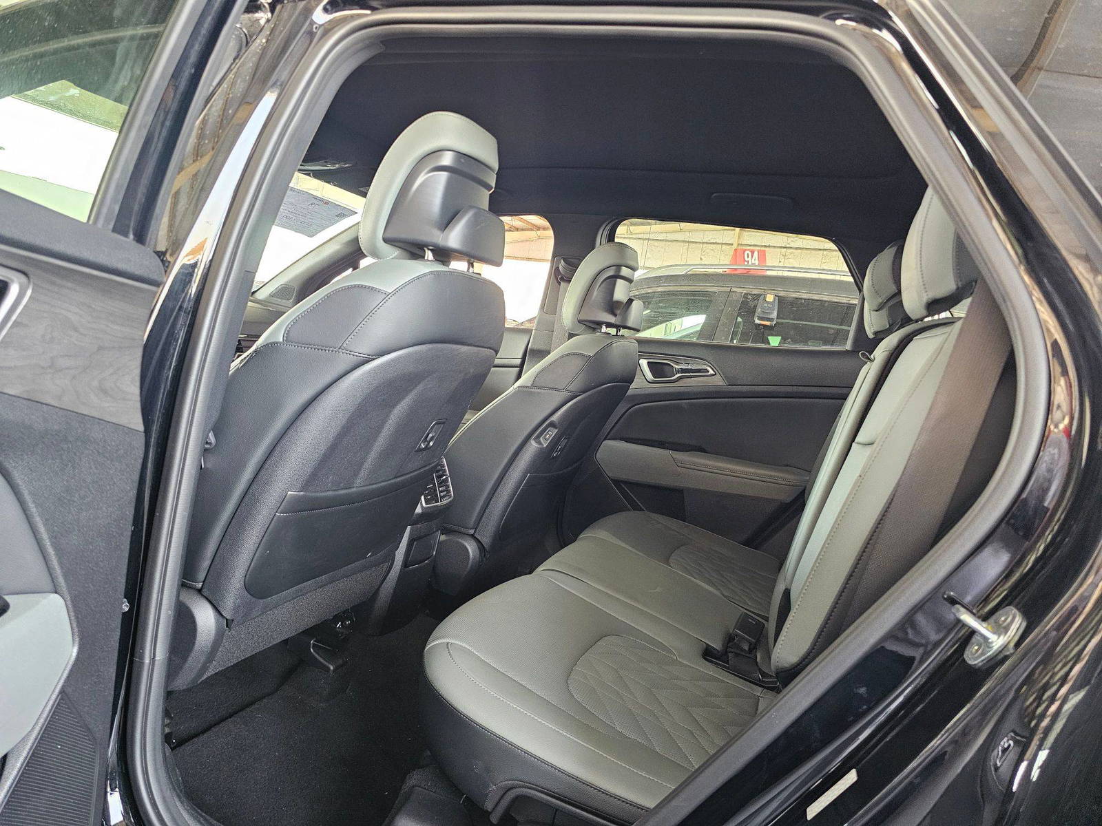 KIA SPORTAGE 2023 - Marhaba Auction Used Cars - Image 7