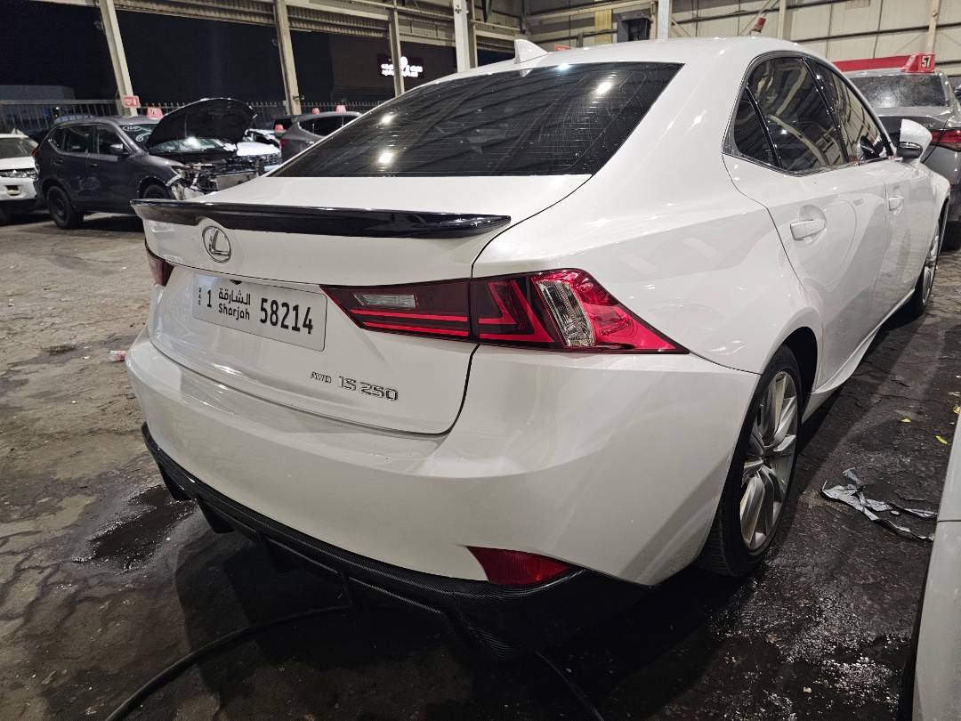 2015 LEXUS IS 250 — 187617 KM — Lot XF5022241 — Main - Marhaba Auctions Used Cars - Image 3