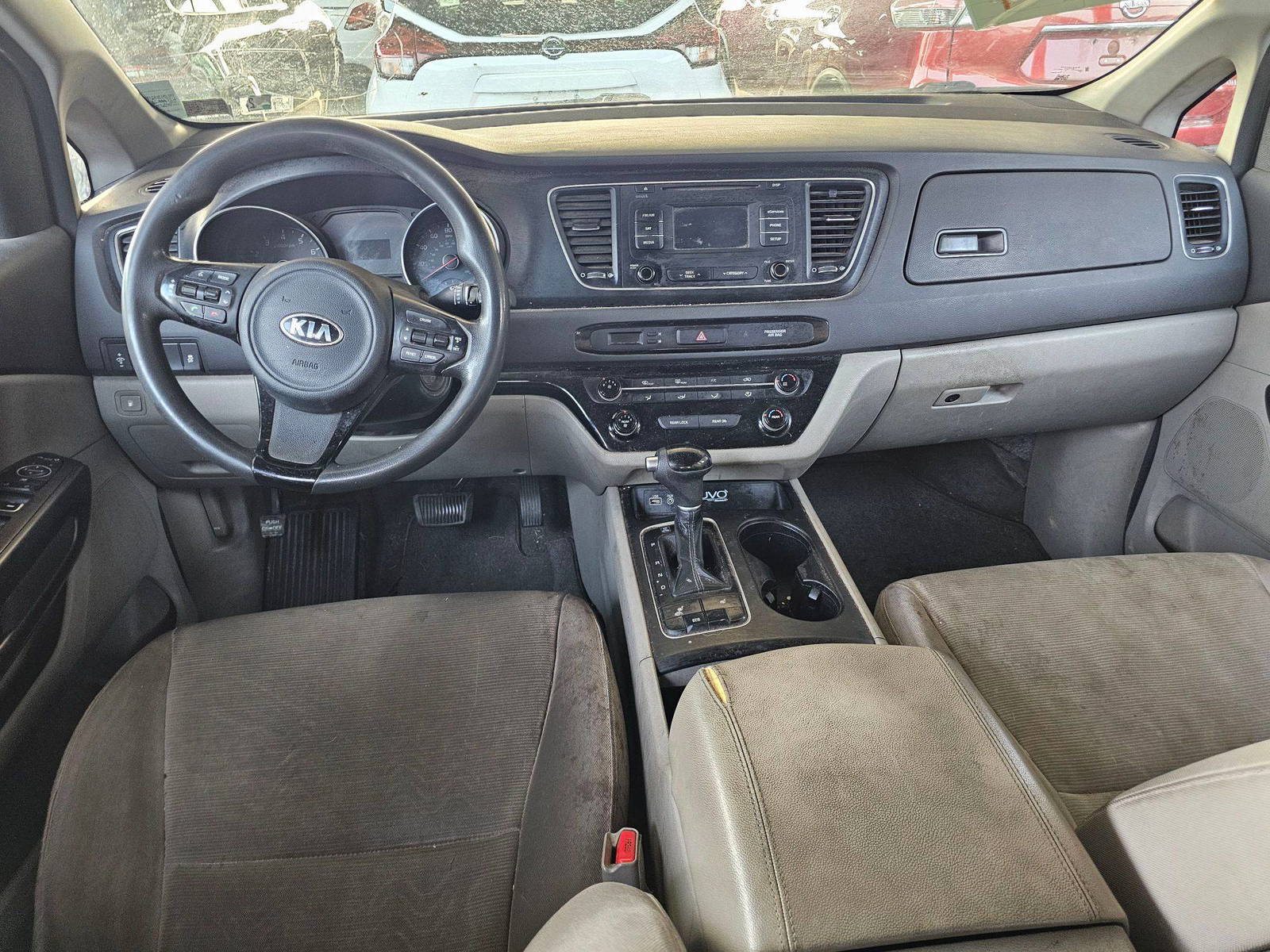 2015 KIA SEDONA — 169447 Miles — Lot C13F6066917 — Souq - Marhaba Auctions Used Cars - Image 7