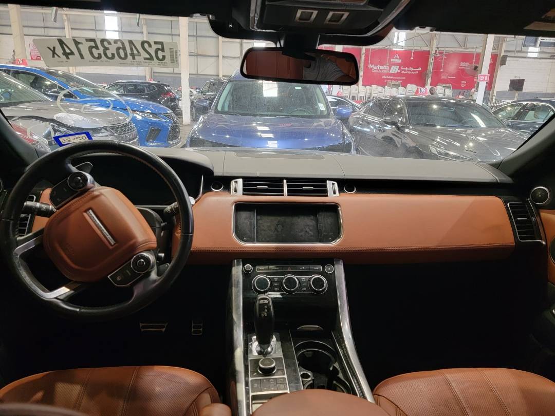 2014 LAND ROVER RANGE ROVER SPORT — 121555 Miles — Lot 389177 — Souq - Marhaba Auctions Used Cars - Image 8