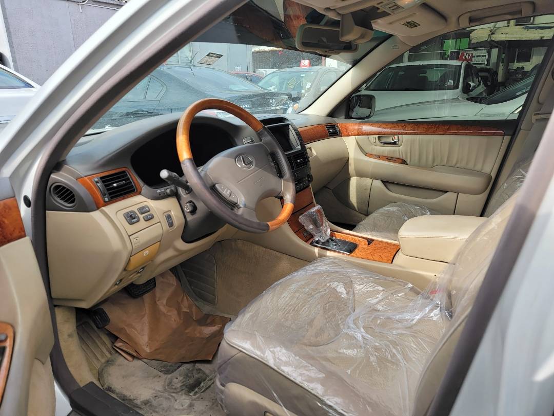 2004 LEXUS LS 430 — 271311 Miles — Lot 160040 — Main - Marhaba Auctions Used Cars - Image 6