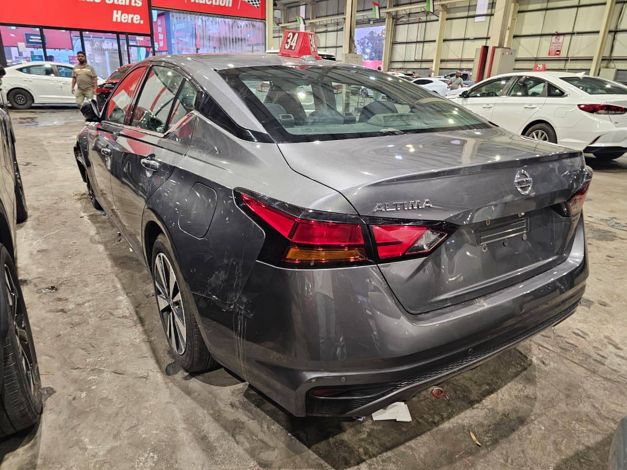 Nissan Altima 2019 view 2